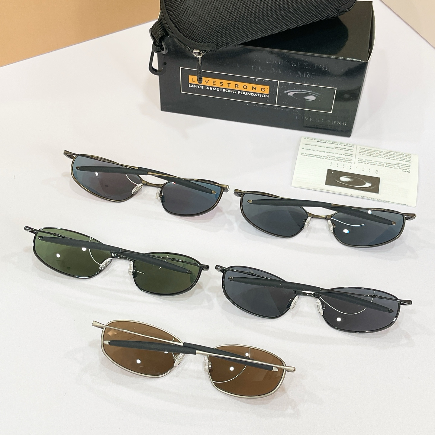 OAKLE*🍂🍂🍂MODEL：Whisker ti🍂🍂🍂SIZE:60口19-130🍂🍂🍂钛~~
