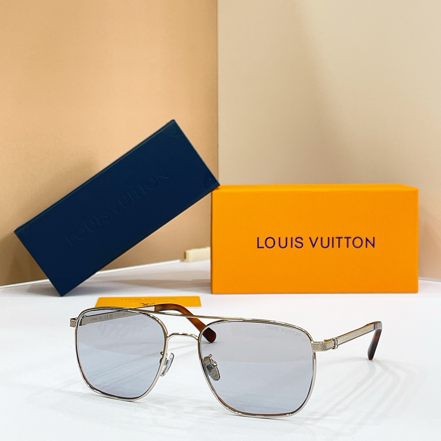 LOUIS VUITTON✨✨✨MODEL：Z3388U✨✨✨ SIZE：59口18-145✨✨