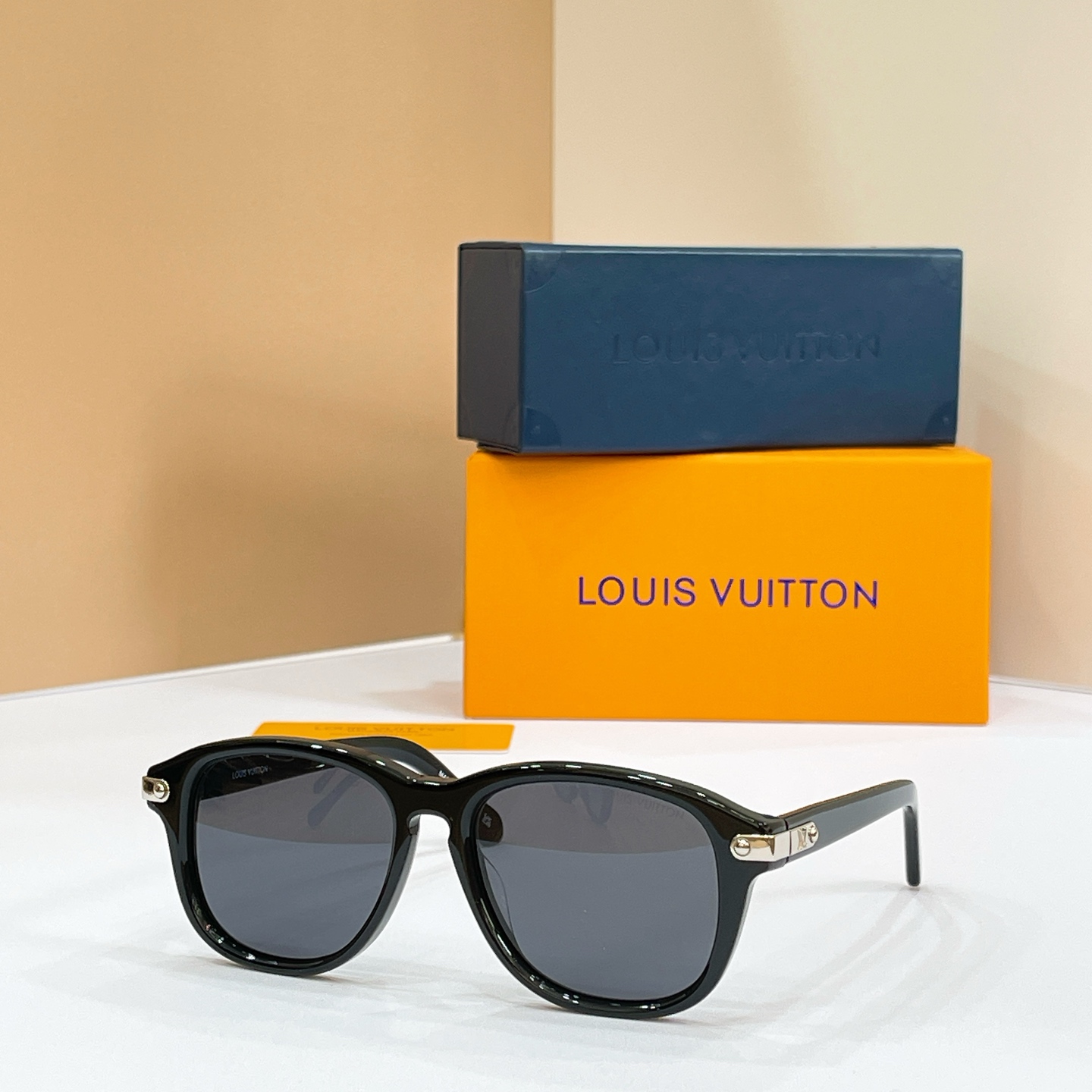 LOUIS VUITTON✨✨✨MODEL：Z3075U✨✨✨ SIZE：53口17-140✨✨