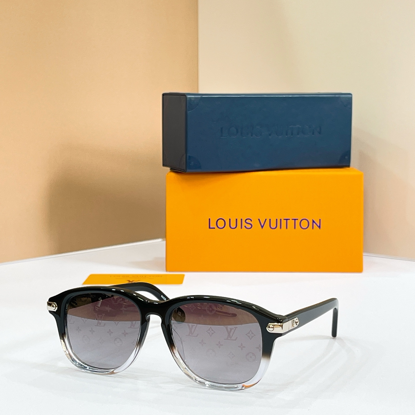 LOUIS VUITTON✨✨✨MODEL：Z3075U✨✨✨ SIZE：53口17-140✨✨
