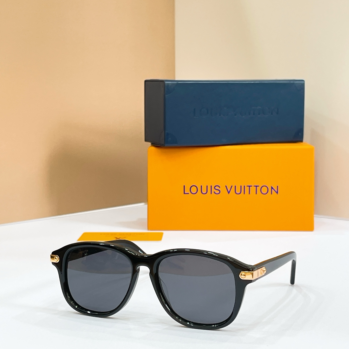 LOUIS VUITTON✨✨✨MODEL：Z3075U✨✨✨ SIZE：53口17-140✨✨