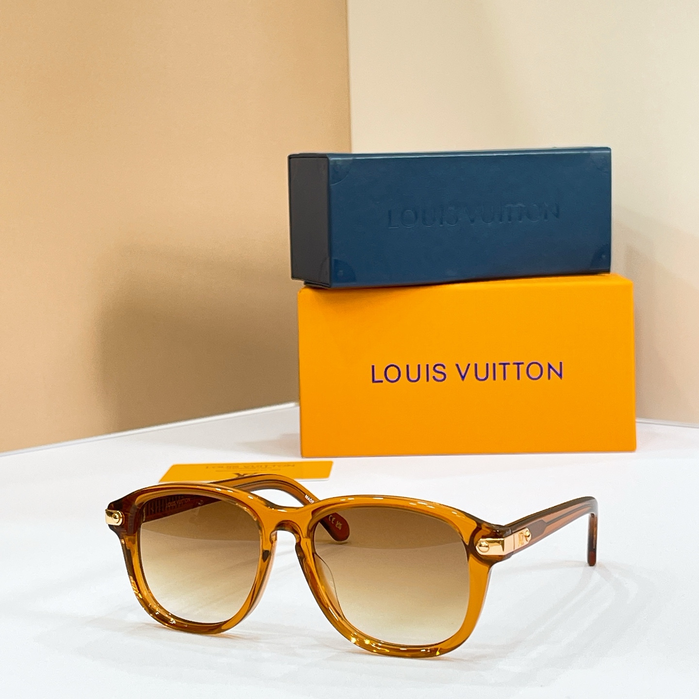 LOUIS VUITTON✨✨✨MODEL：Z3075U✨✨✨ SIZE：53口17-140✨✨
