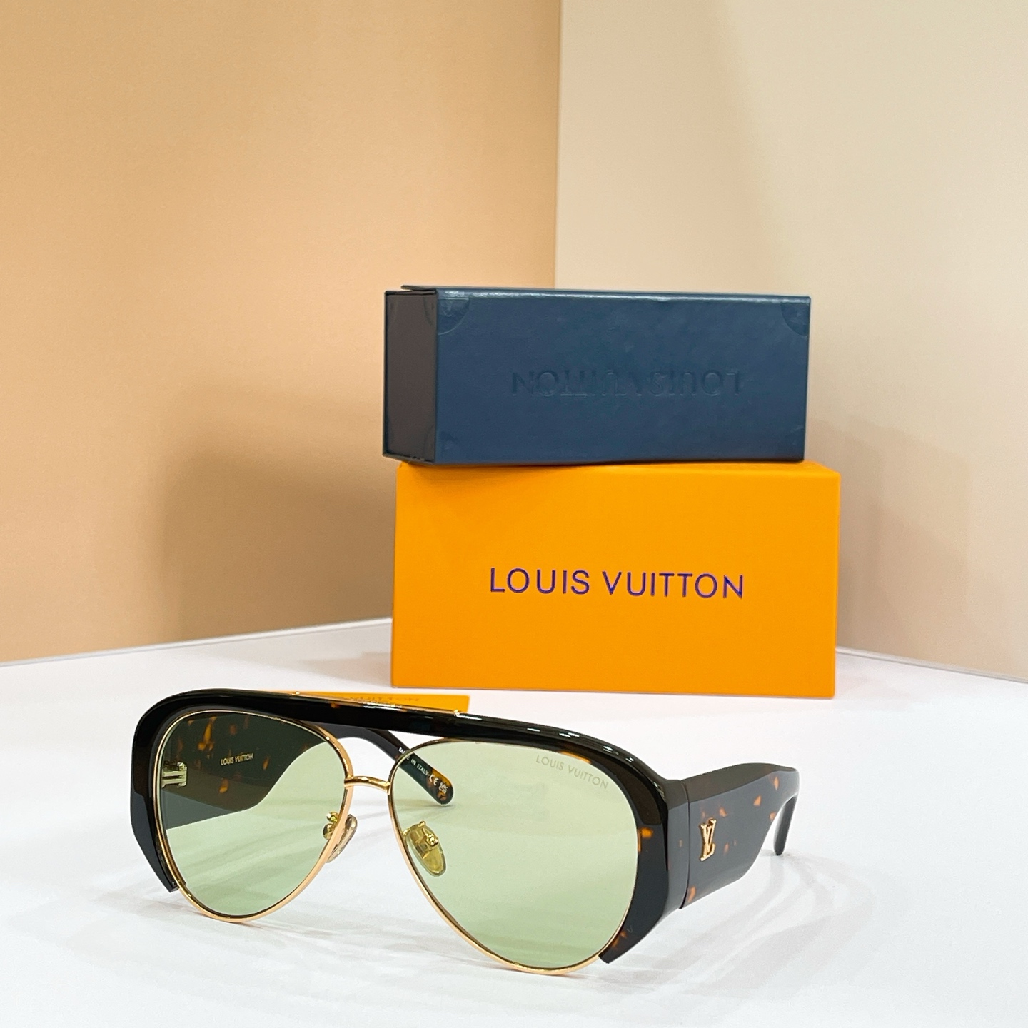 LOUIS VUITTON✨✨✨MODEL：Z3399U✨✨✨ SIZE：61口11-135✨✨
