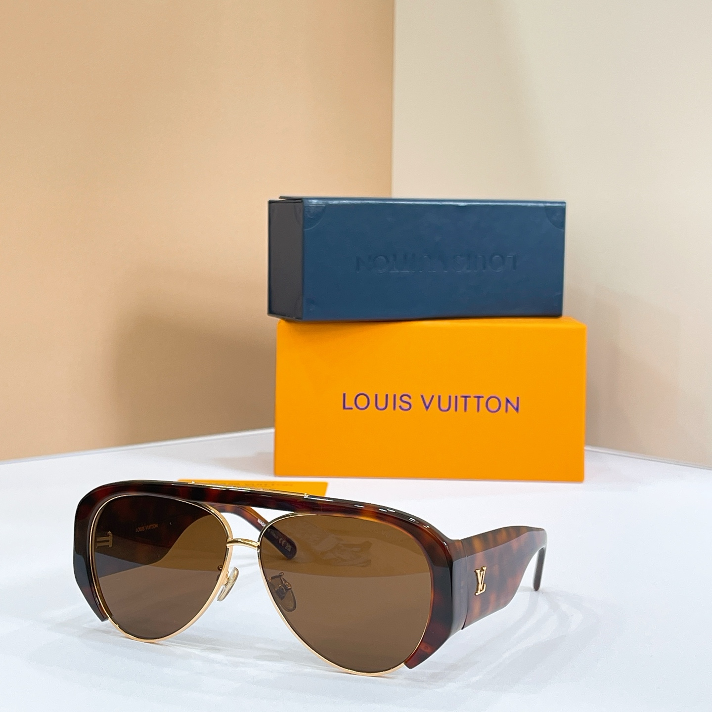 LOUIS VUITTON✨✨✨MODEL：Z3399U✨✨✨ SIZE：61口11-135✨✨