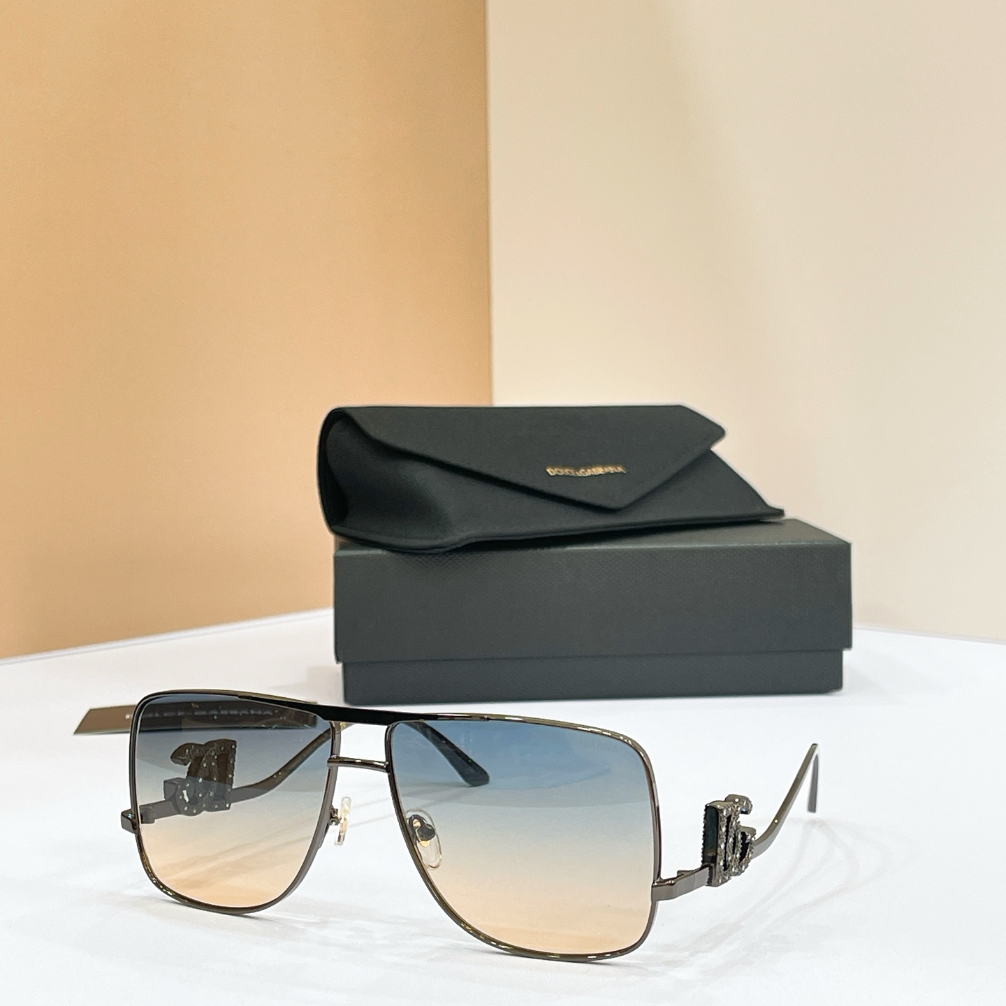 DOLCE & GABBAN*🌟🌟🌟MODEL：DG7124🌟🌟🌟SIZE：62口14-145🌟🌟🌟