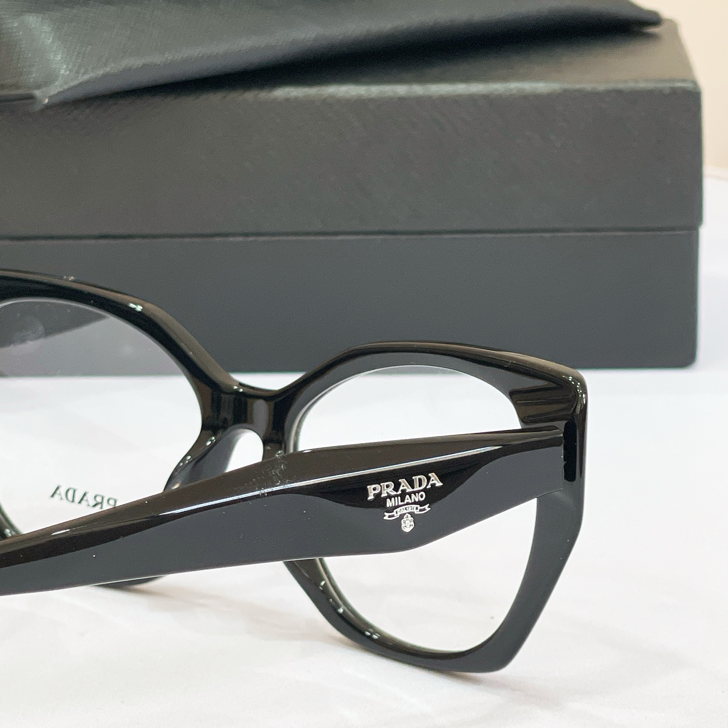 PRAD*✨✨✨MODEL：PR 18W-F✨✨✨SIZE：54口17-140✨✨✨高版本~~