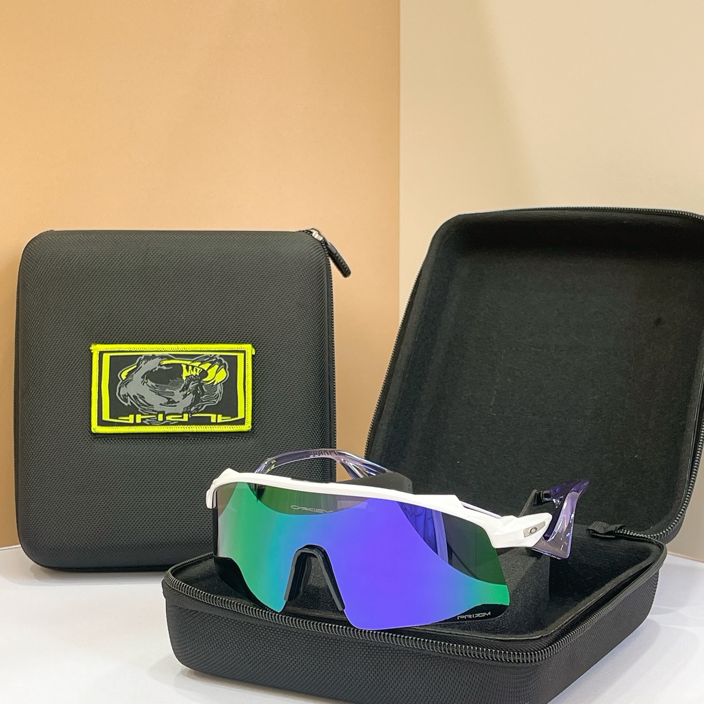 OAKLE*🍂🍂🍂MODEL：9519🍂🍂🍂SIZE:131🍂🍂🍂配送盒子～～