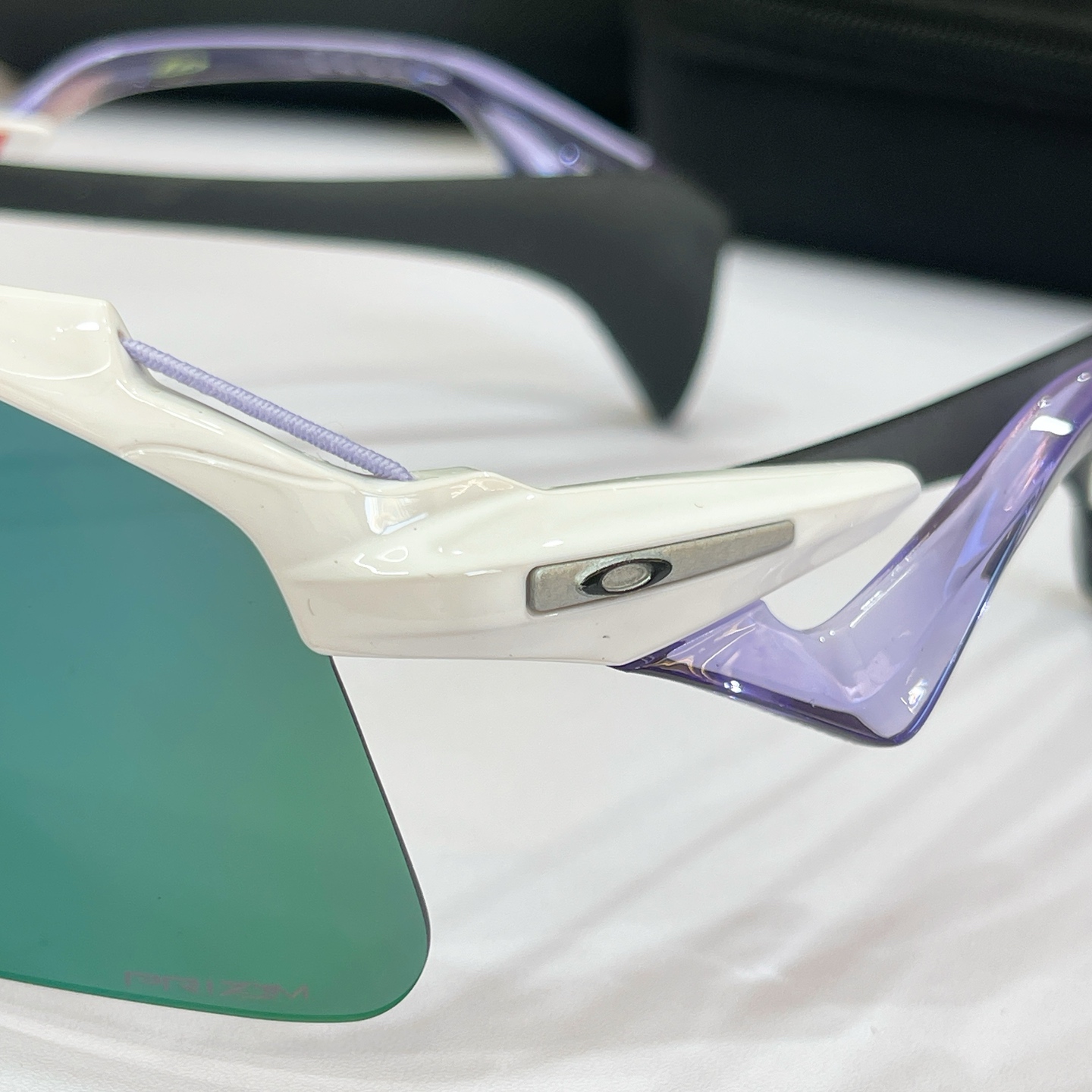 OAKLE*🍂🍂🍂MODEL：9519🍂🍂🍂SIZE:131🍂🍂🍂配送盒子～～