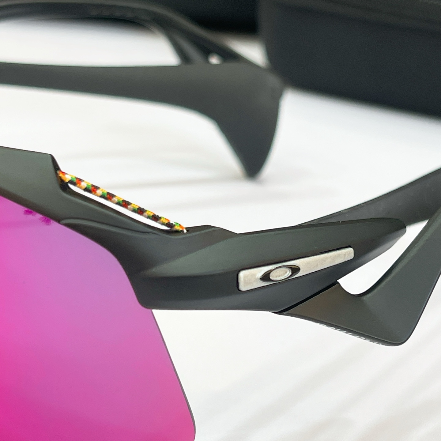 OAKLE*🍂🍂🍂MODEL：9519🍂🍂🍂SIZE:131🍂🍂🍂配送盒子～～