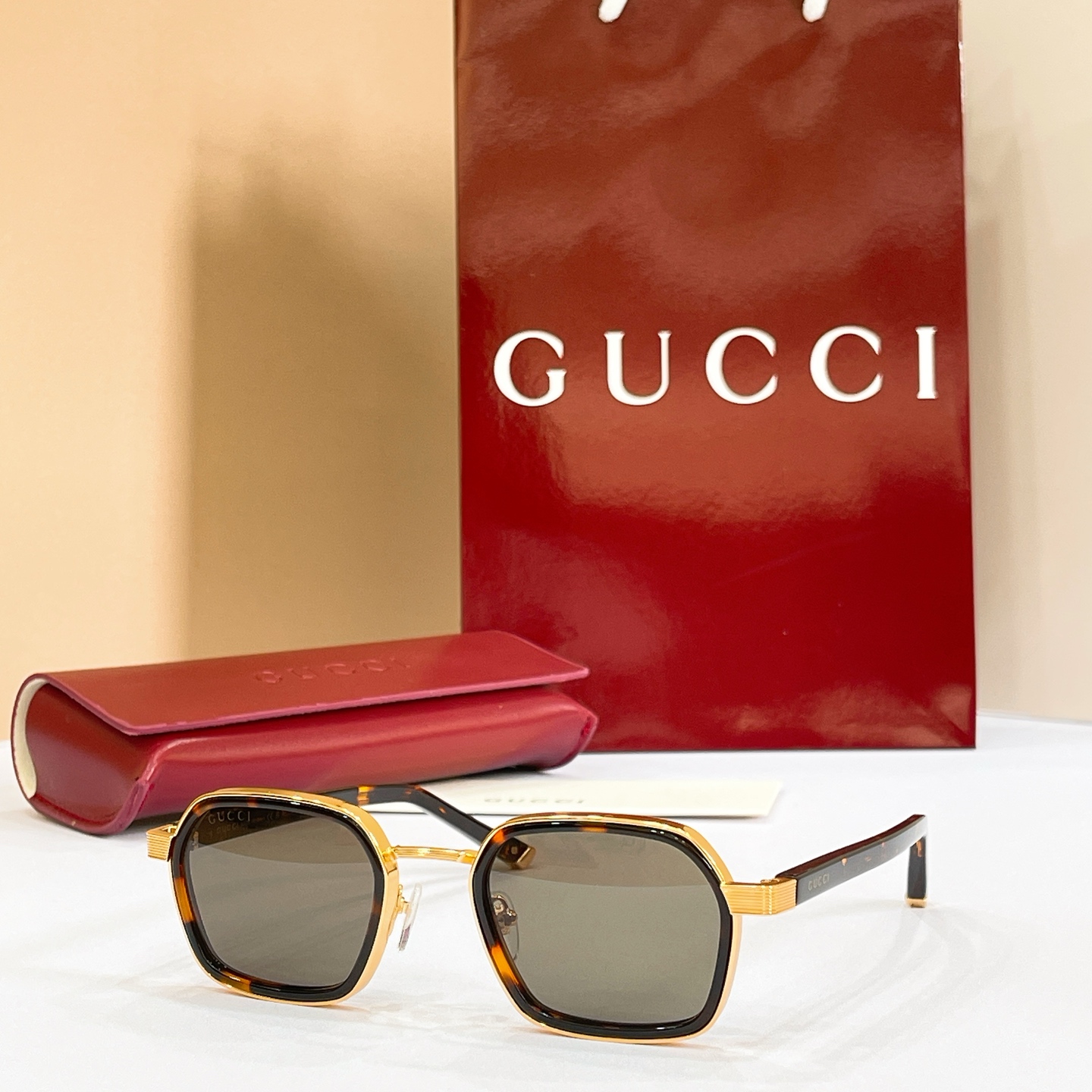 GUCC*🐝🐝🐝MODEL:GG2074S🐝🐝🐝SIZE:51口22-145🐝🐝