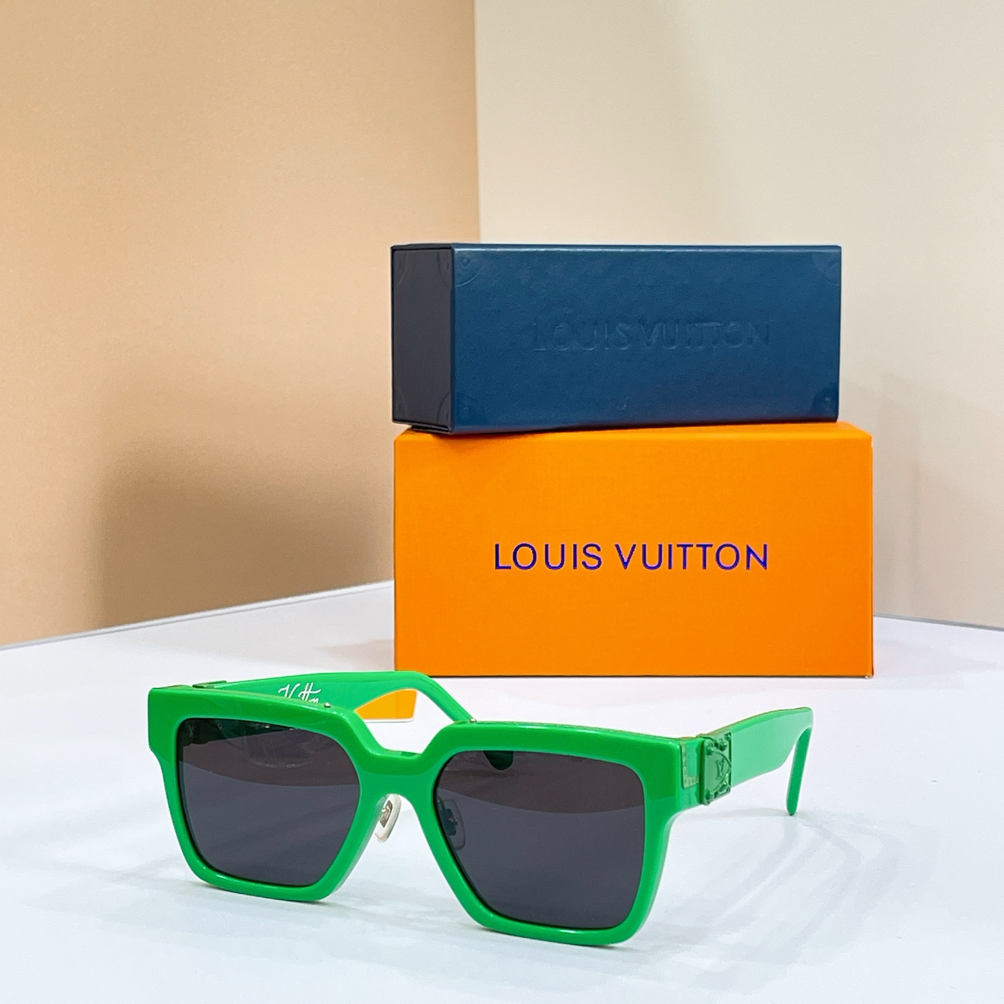 LOUIS VUITTON✨✨✨MODEL：Z2179E✨✨✨ SIZE：56口19-140✨✨