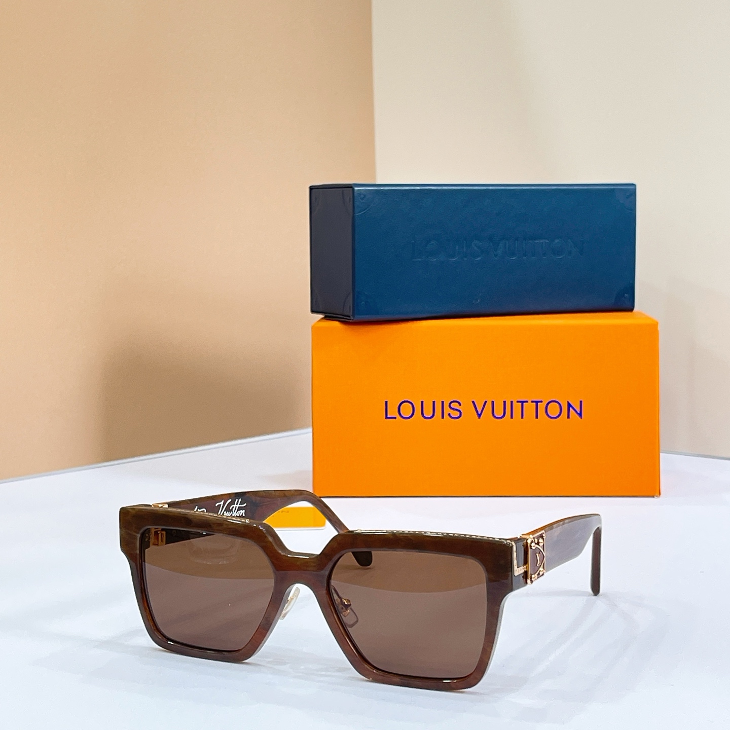 LOUIS VUITTON✨✨✨MODEL：Z2179E✨✨✨ SIZE：56口19-140✨✨