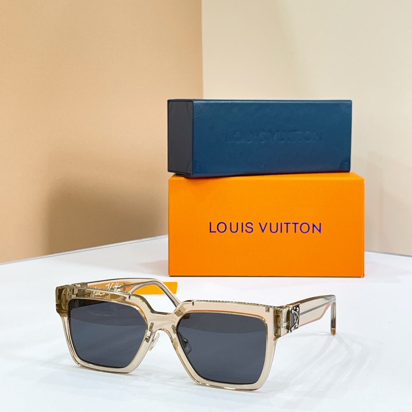 LOUIS VUITTON✨✨✨MODEL：Z2179E✨✨✨ SIZE：56口19-140✨✨