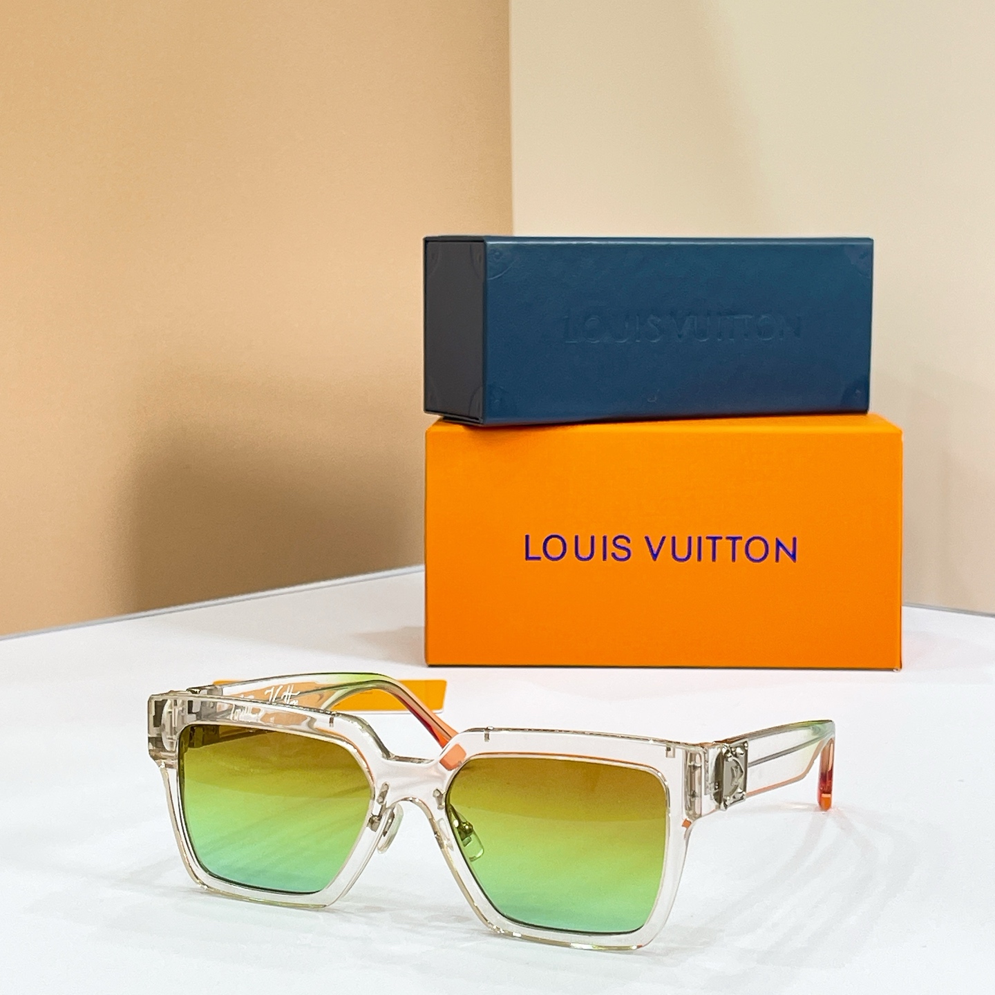 LOUIS VUITTON✨✨✨MODEL：Z2179E✨✨✨ SIZE：56口19-140✨✨