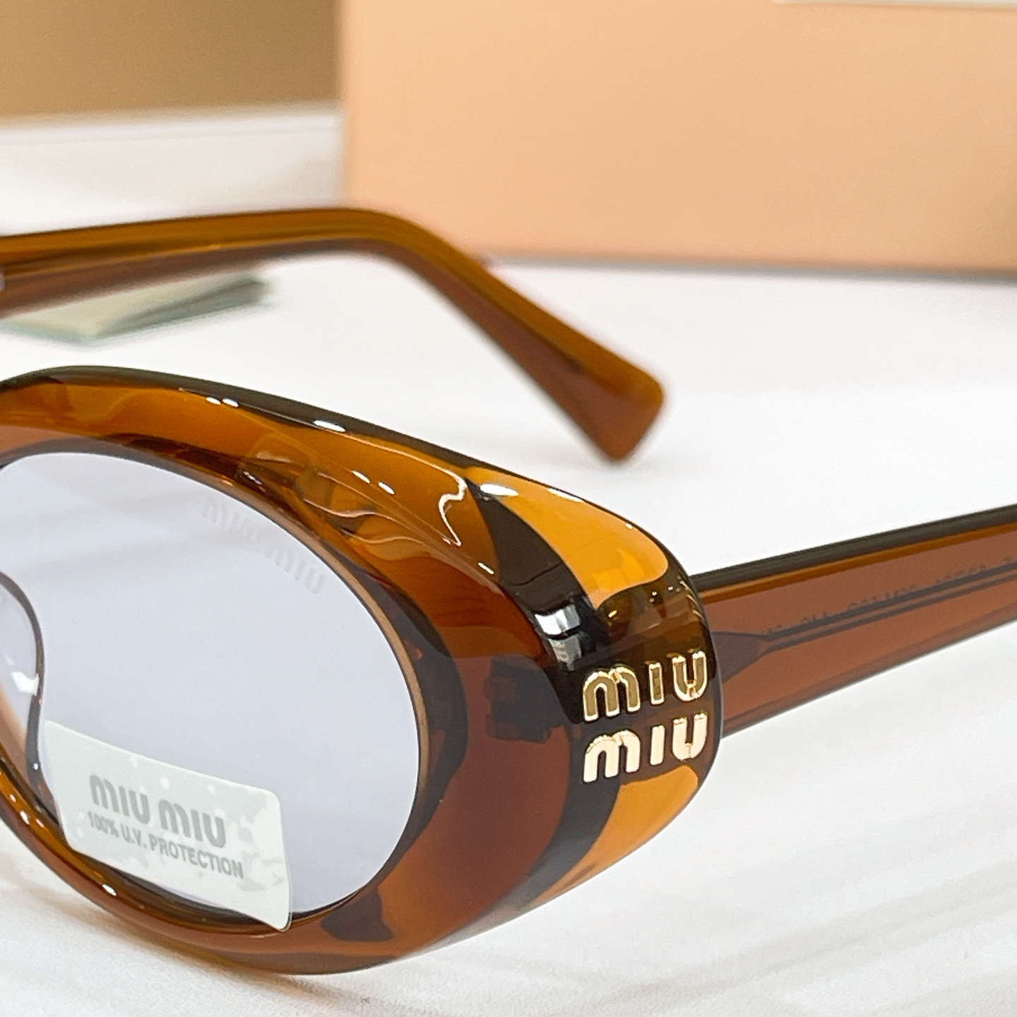 MIU M*🎀🎀🎀MODEL: SMU B09🎀🎀🎀SIZE：52口21-140🎀🎀🎀高版本～～