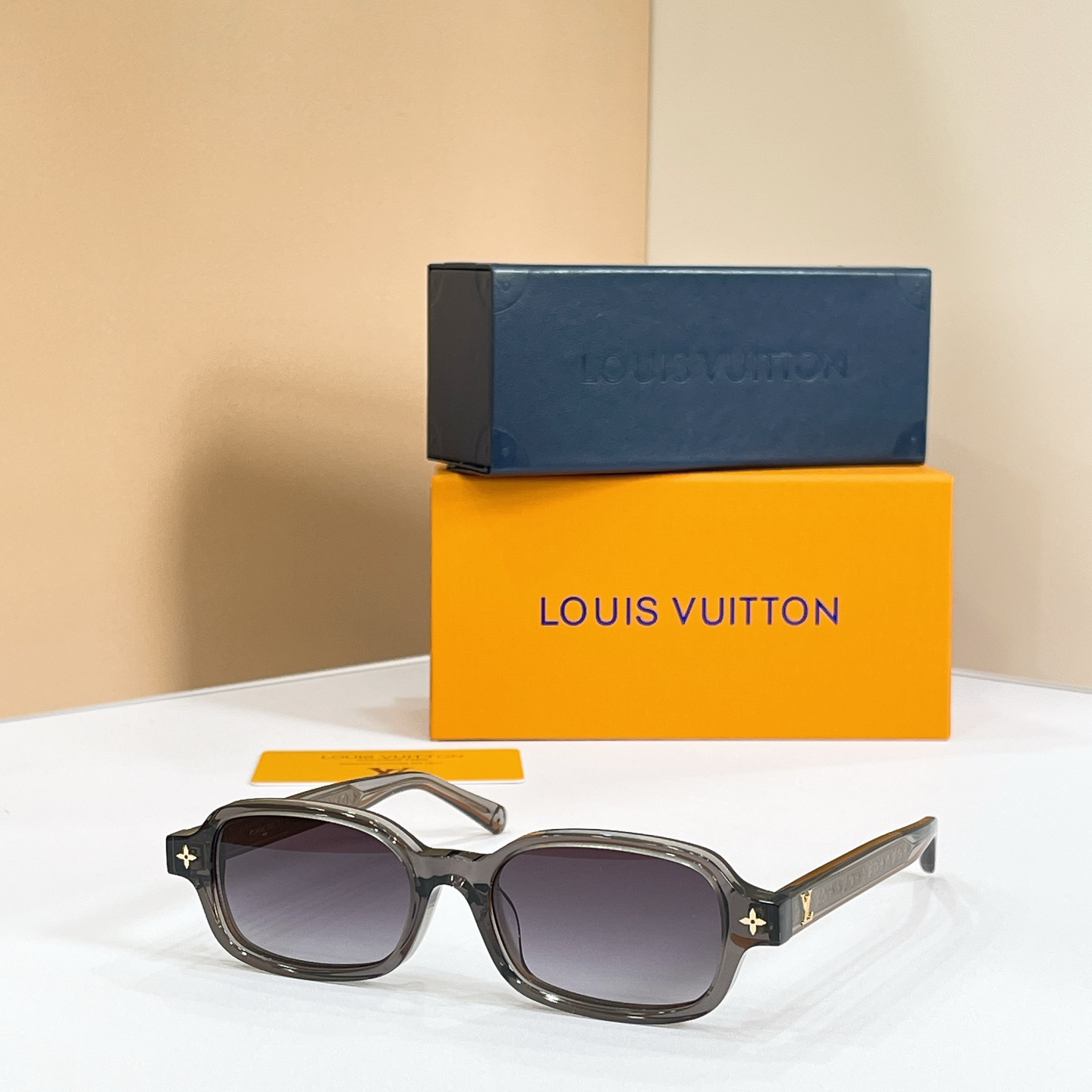 LOUIS VUITTON✨✨✨MODEL：Z3220U✨✨✨ SIZE：53口19-145✨✨