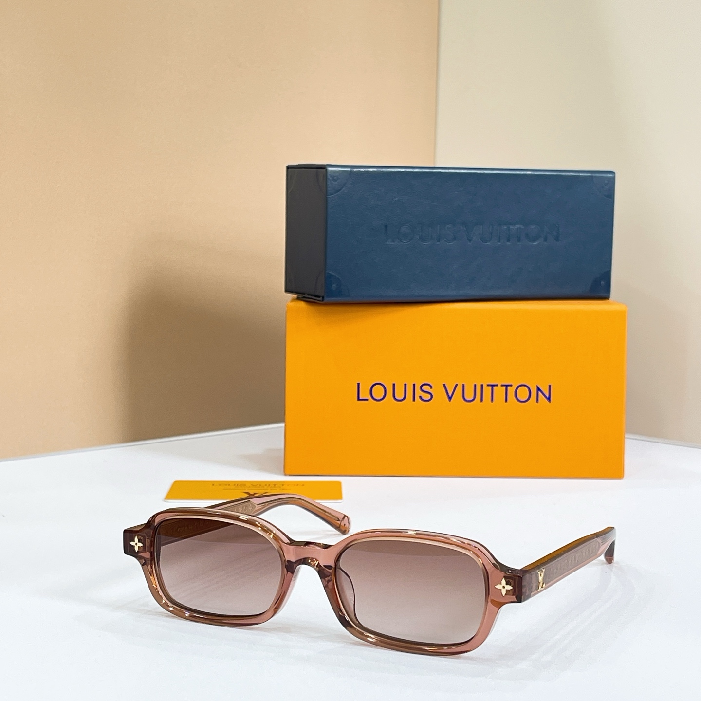 LOUIS VUITTON✨✨✨MODEL：Z3220U✨✨✨ SIZE：53口19-145✨✨