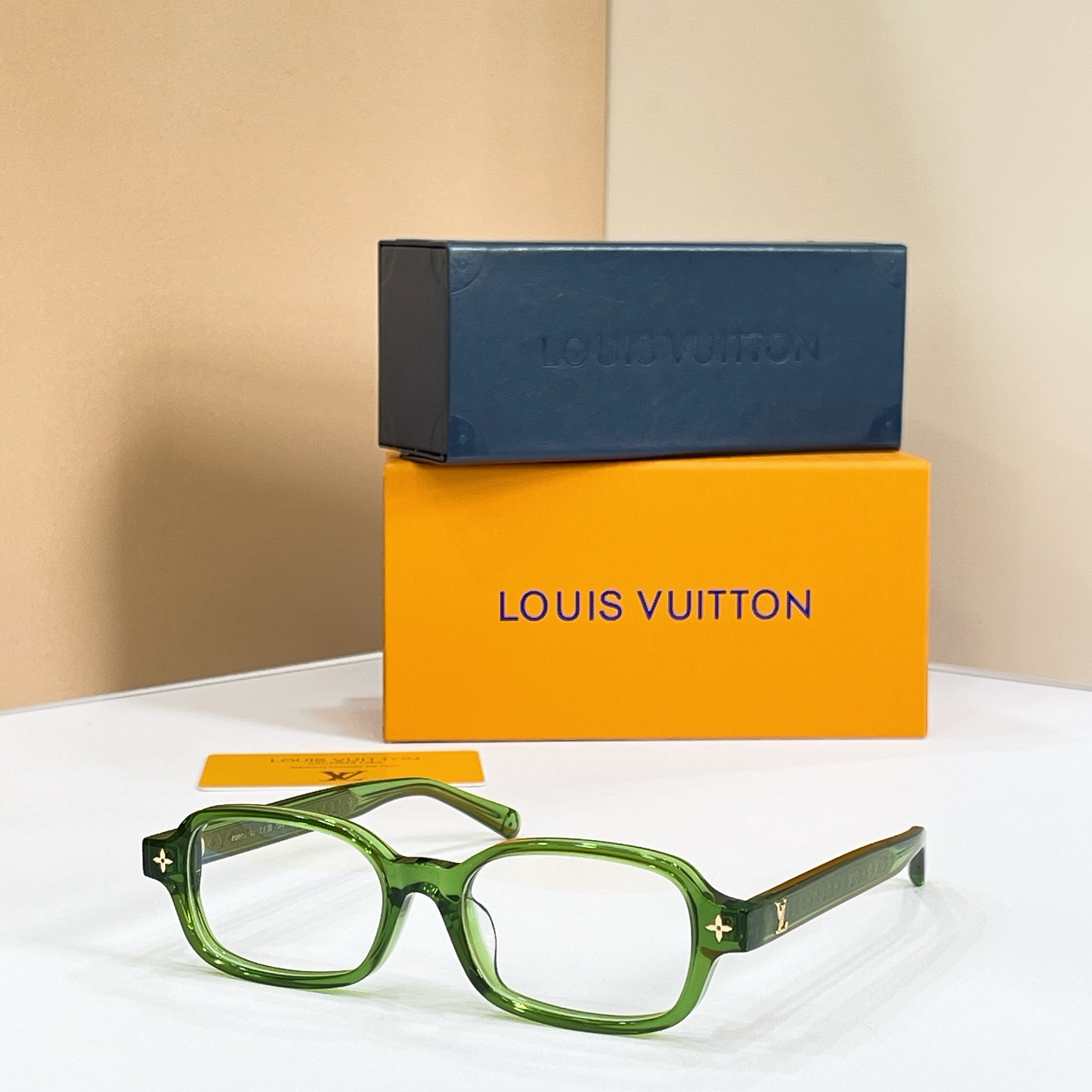 LOUIS VUITTON✨✨✨MODEL：Z3220U✨✨✨ SIZE：53口19-145✨✨