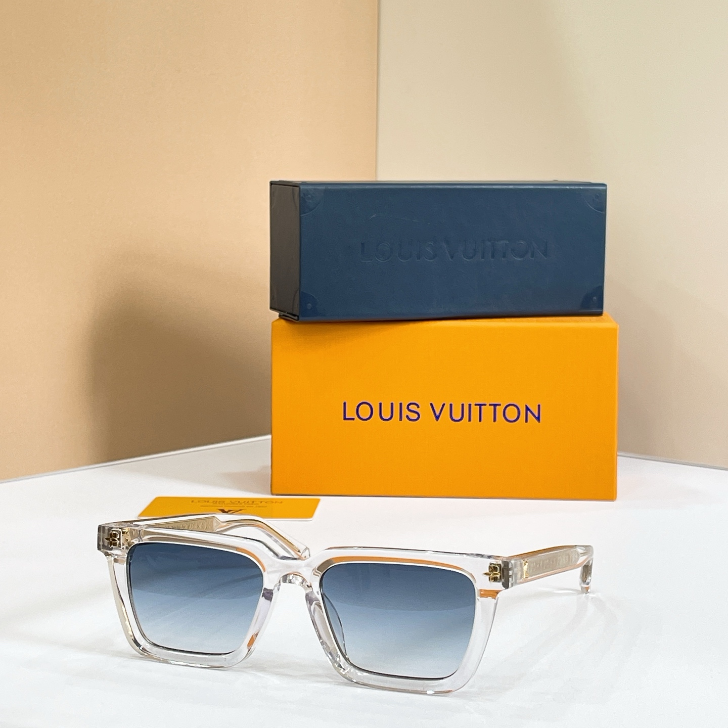 LOUIS VUITTON✨✨✨MODEL：Z3044E✨✨✨ SIZE：54口19-145✨✨