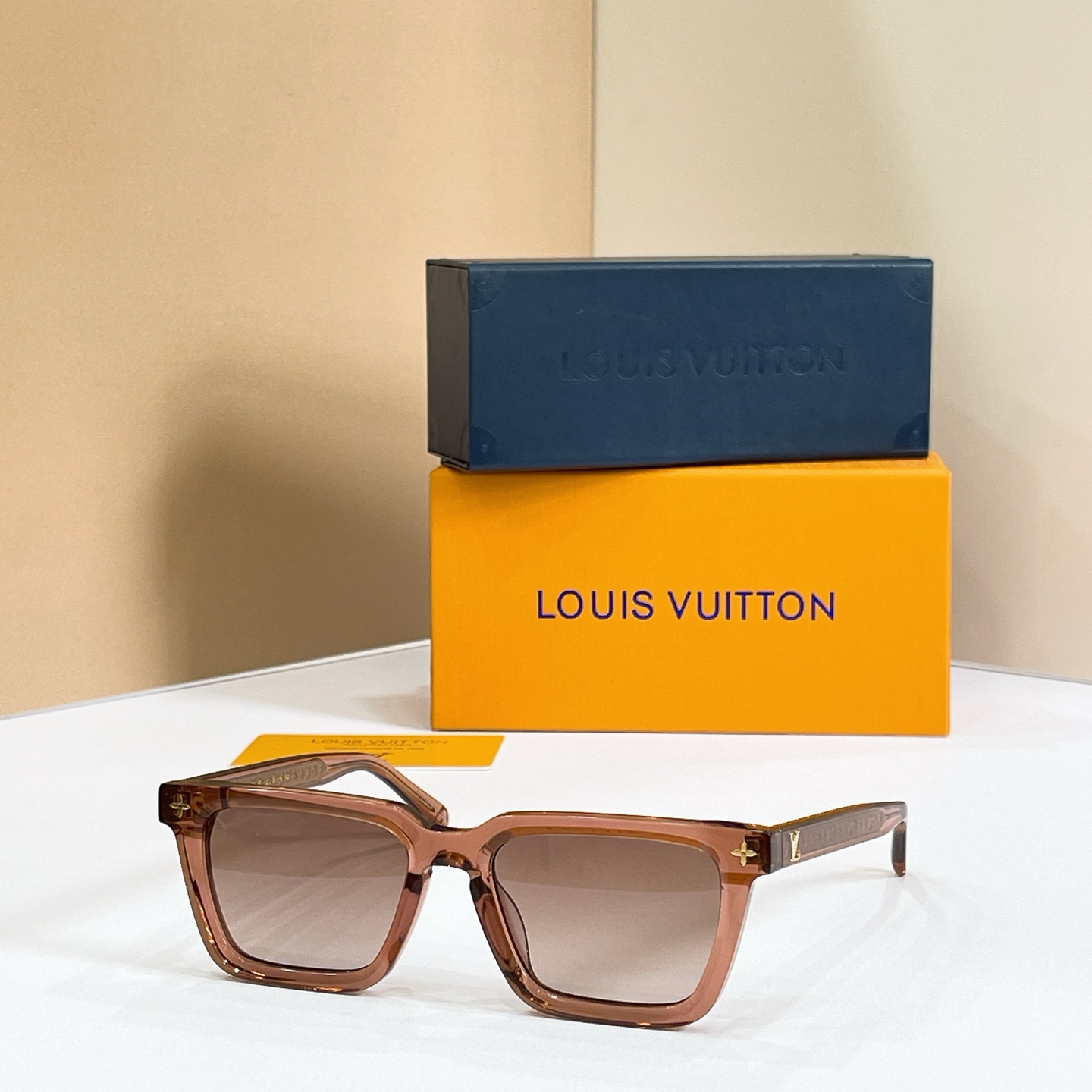 LOUIS VUITTON✨✨✨MODEL：Z3044E✨✨✨ SIZE：54口19-145✨✨