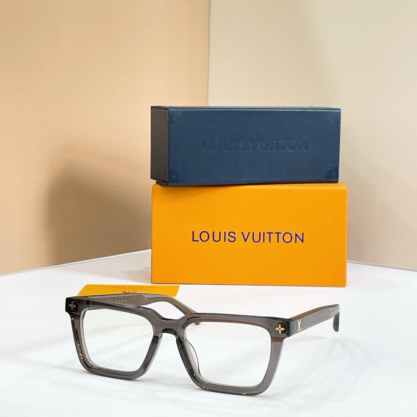 LOUIS VUITTON✨✨✨MODEL：Z3044E✨✨✨ SIZE：54口19-145✨✨