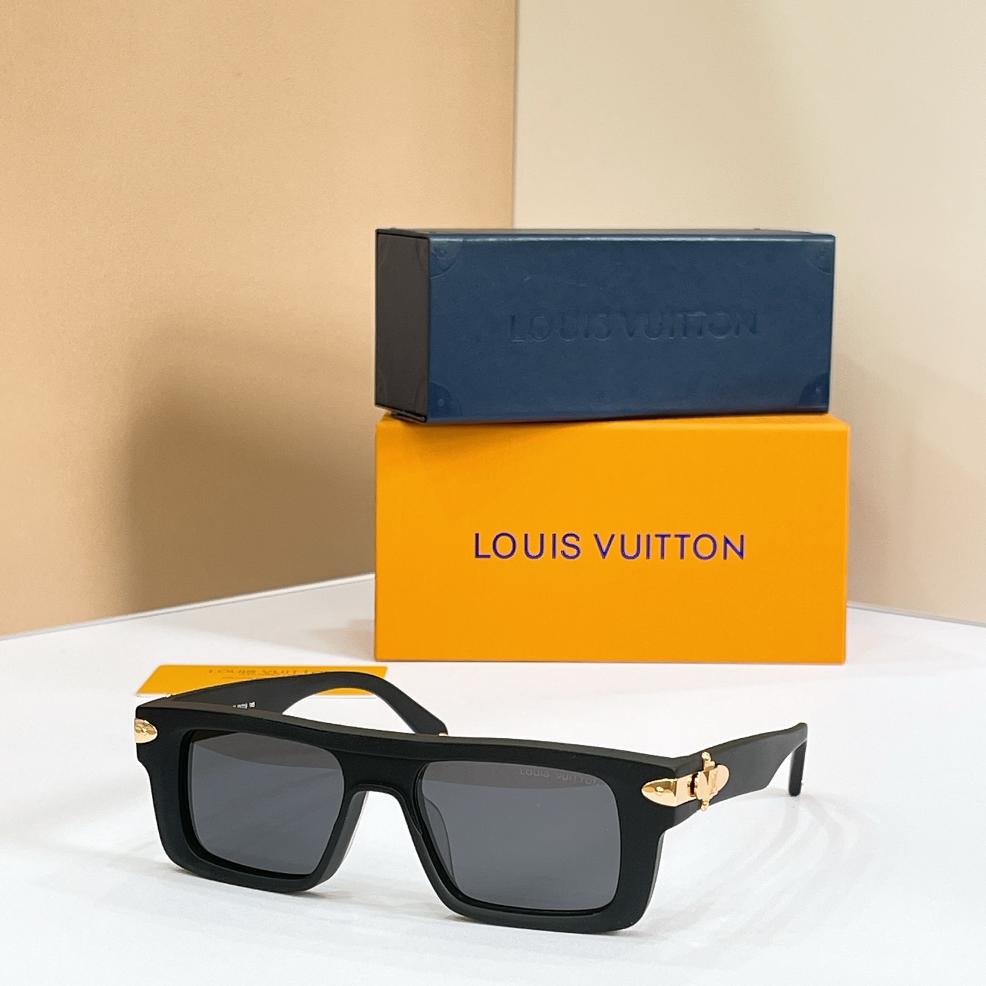LOUIS VUITTON✨✨✨MODEL：Z6067U✨✨✨ SIZE：53口19-145✨✨