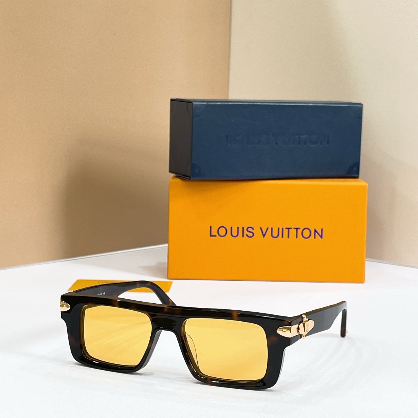 LOUIS VUITTON✨✨✨MODEL：Z6067U✨✨✨ SIZE：53口19-145✨✨