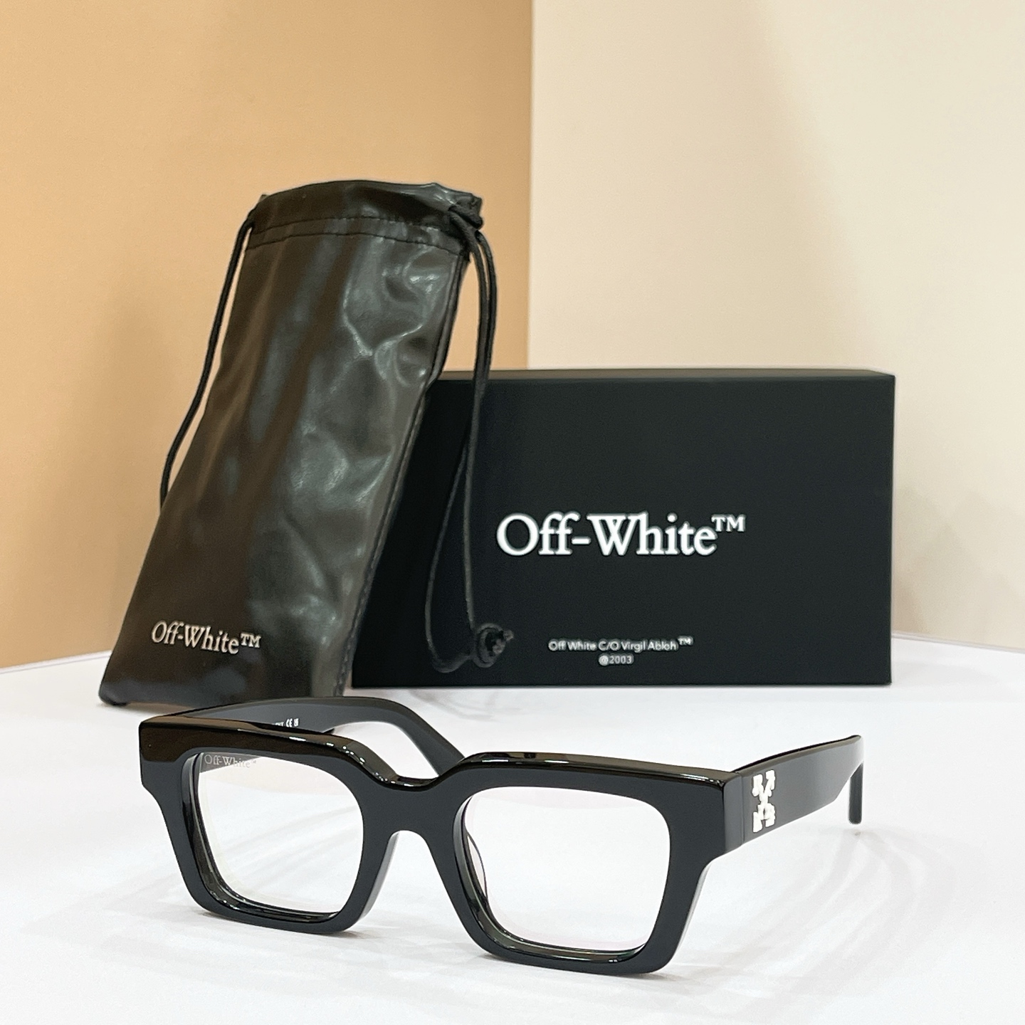 OFF WHITE🍂🍂🍂MODEL:OERI1008🍂🍂🍂SIZE:50口22-145🍂🍂🍂配送盒子～～