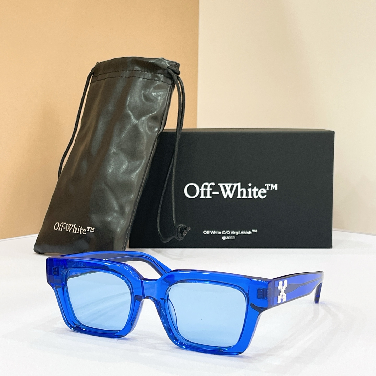 OFF WHITE🍂🍂🍂MODEL:OERI1008🍂🍂🍂SIZE:50口22-145🍂🍂🍂配送盒子～～