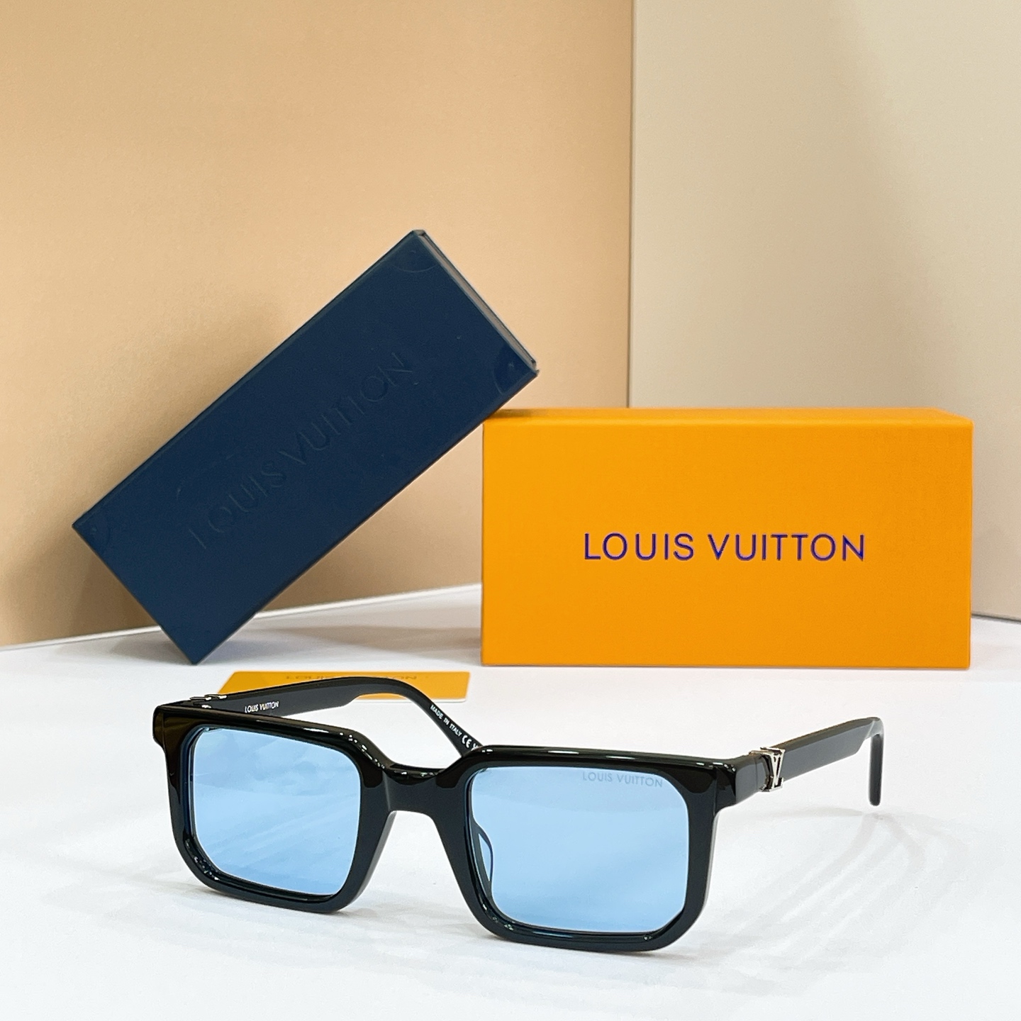 LOUIS VUITTO*🌟🌟🌟MODEL：Z3262U🌟🌟🌟SIZE：51口25-140🌟🌟🌟