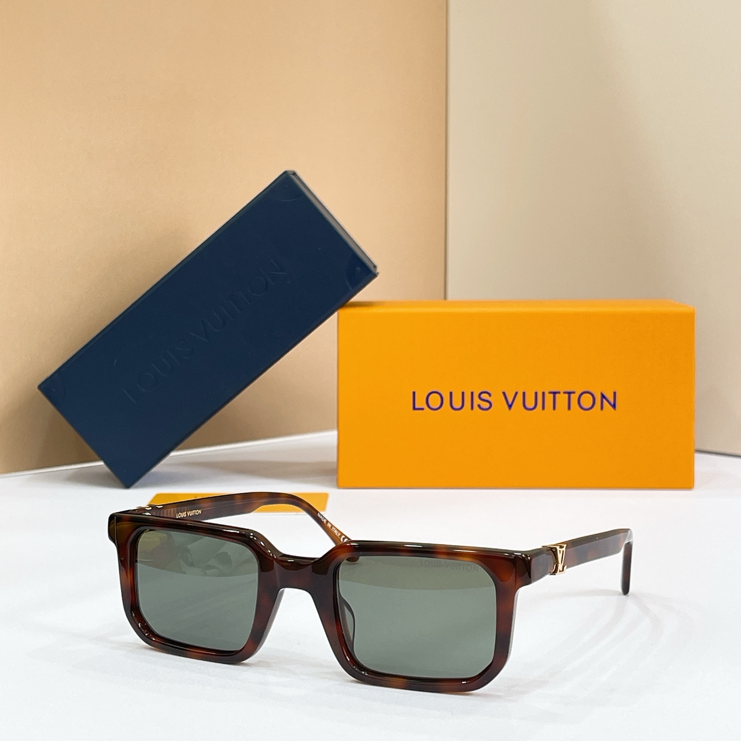 LOUIS VUITTO*🌟🌟🌟MODEL：Z3262U🌟🌟🌟SIZE：51口25-140🌟🌟🌟