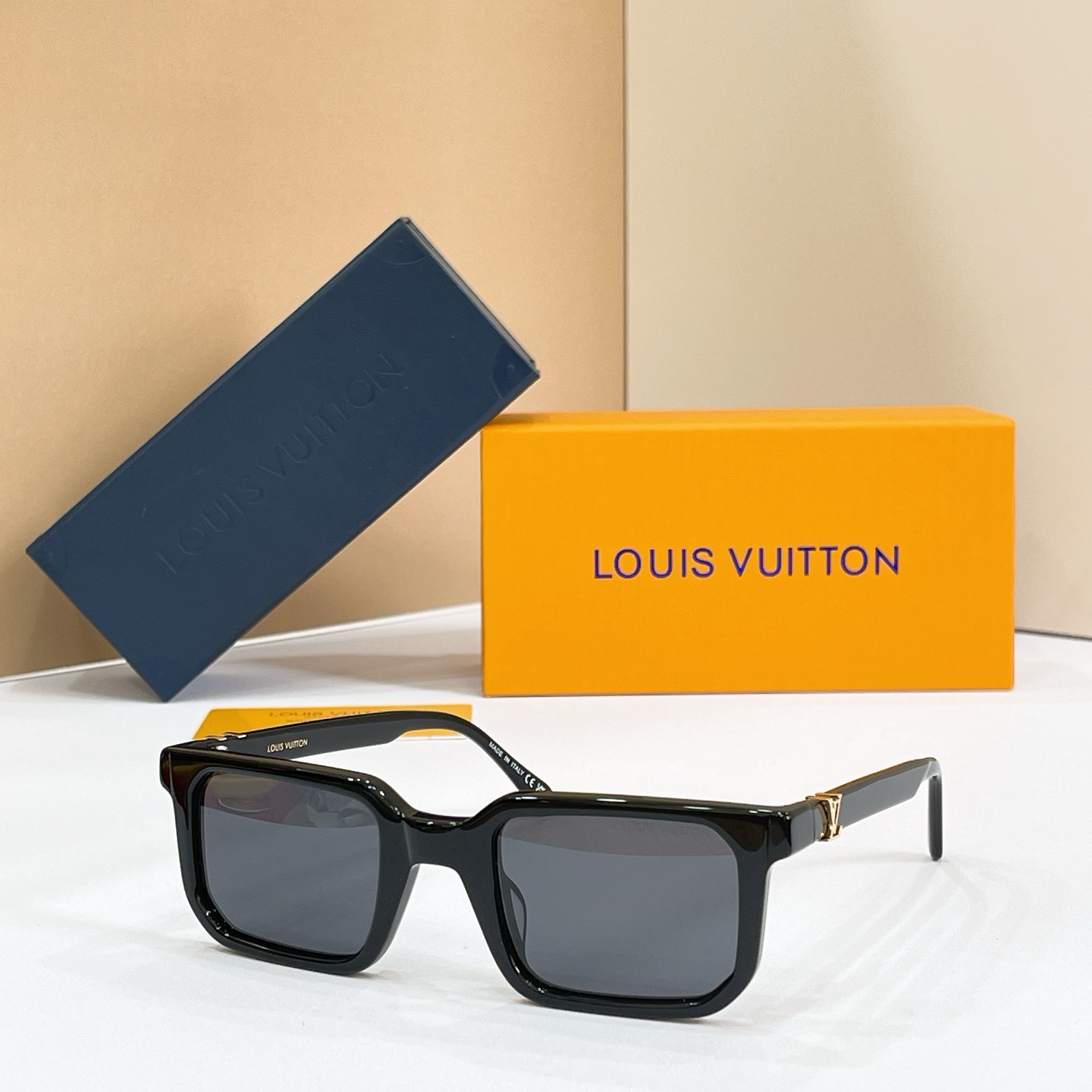 LOUIS VUITTO*🌟🌟🌟MODEL：Z3262U🌟🌟🌟SIZE：51口25-140🌟🌟🌟