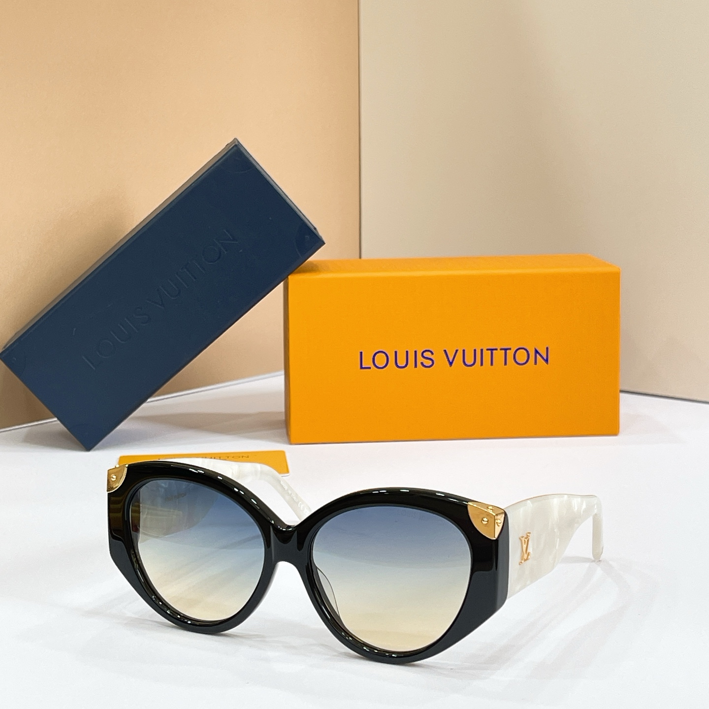 LOUIS VUITTO*🌟🌟🌟MODEL：Z3339U🌟🌟🌟SIZE：58口16-140🌟🌟🌟