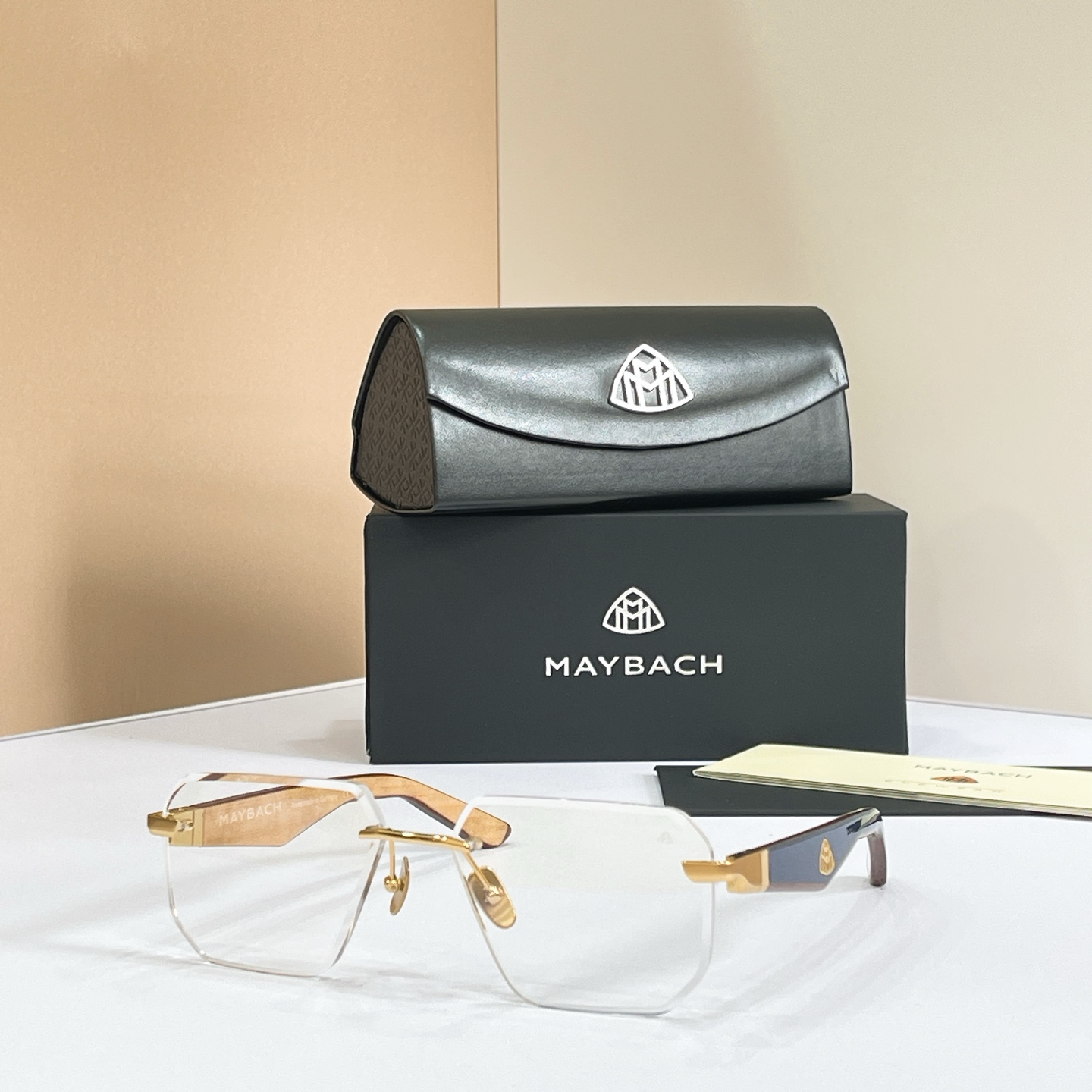 MAYBACH迈巴赫⚜️⚜️⚜️MODEL：THE VISIONIST SUN I⚜️⚜️⚜️SIZE：