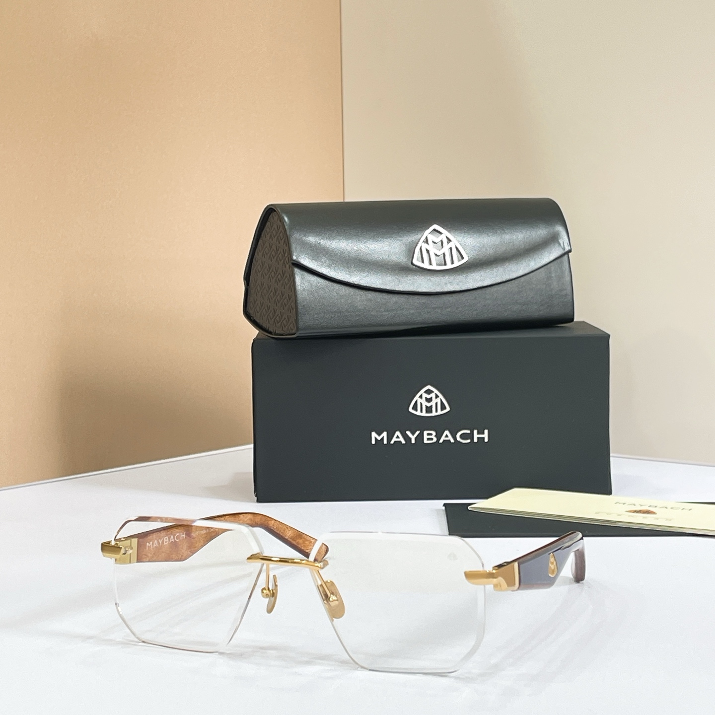 MAYBACH迈巴赫⚜️⚜️⚜️MODEL：THE VISIONIST SUN I⚜️⚜️⚜️SIZE：