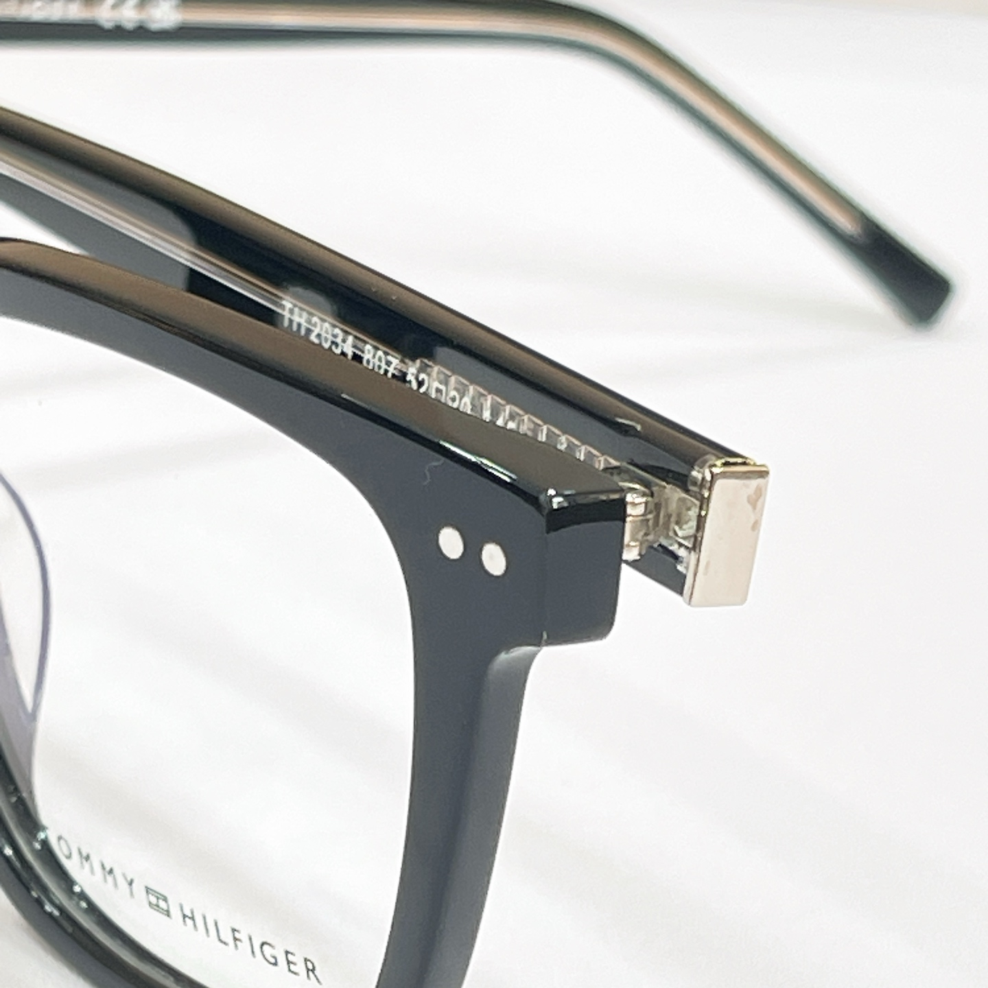TOMMY  HILFIGE*✨✨✨MODEL：TH 2034✨✨✨SIZE：52口20-145✨✨✨