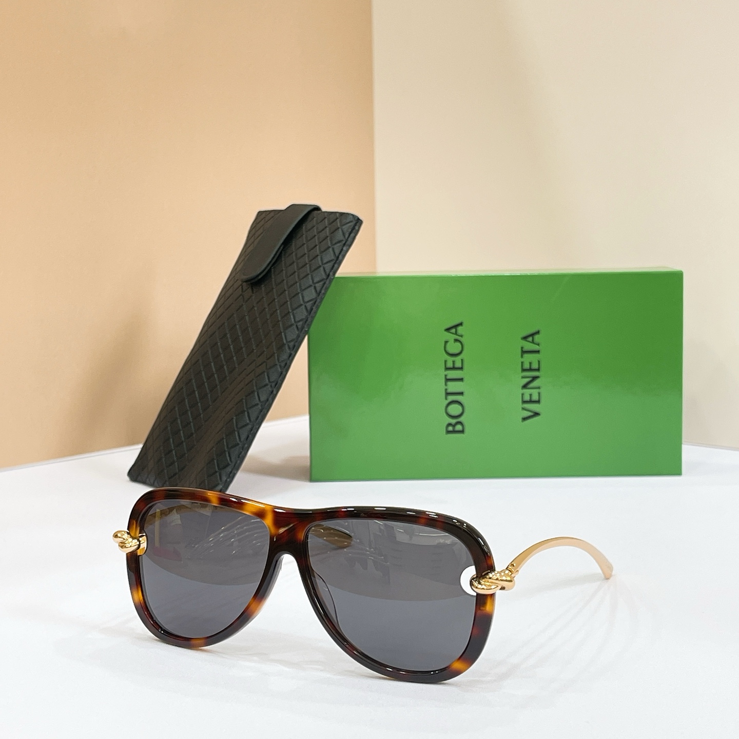 BOTTEGA VENET*🌟🌟🌟MODEL：BV1513S🌟🌟🌟SIZE：61口9-145🌟🌟🌟