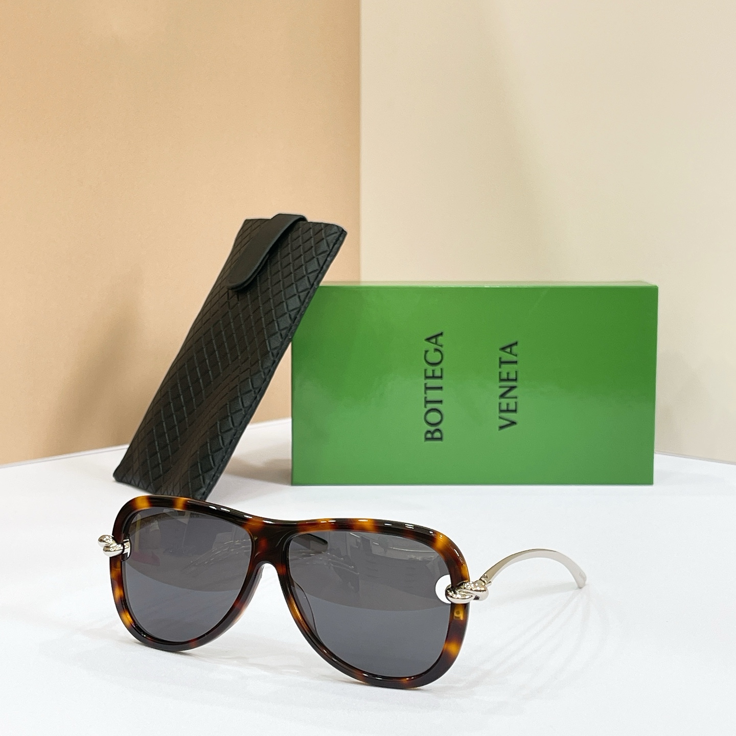 BOTTEGA VENET*🌟🌟🌟MODEL：BV1513S🌟🌟🌟SIZE：61口9-145🌟🌟🌟