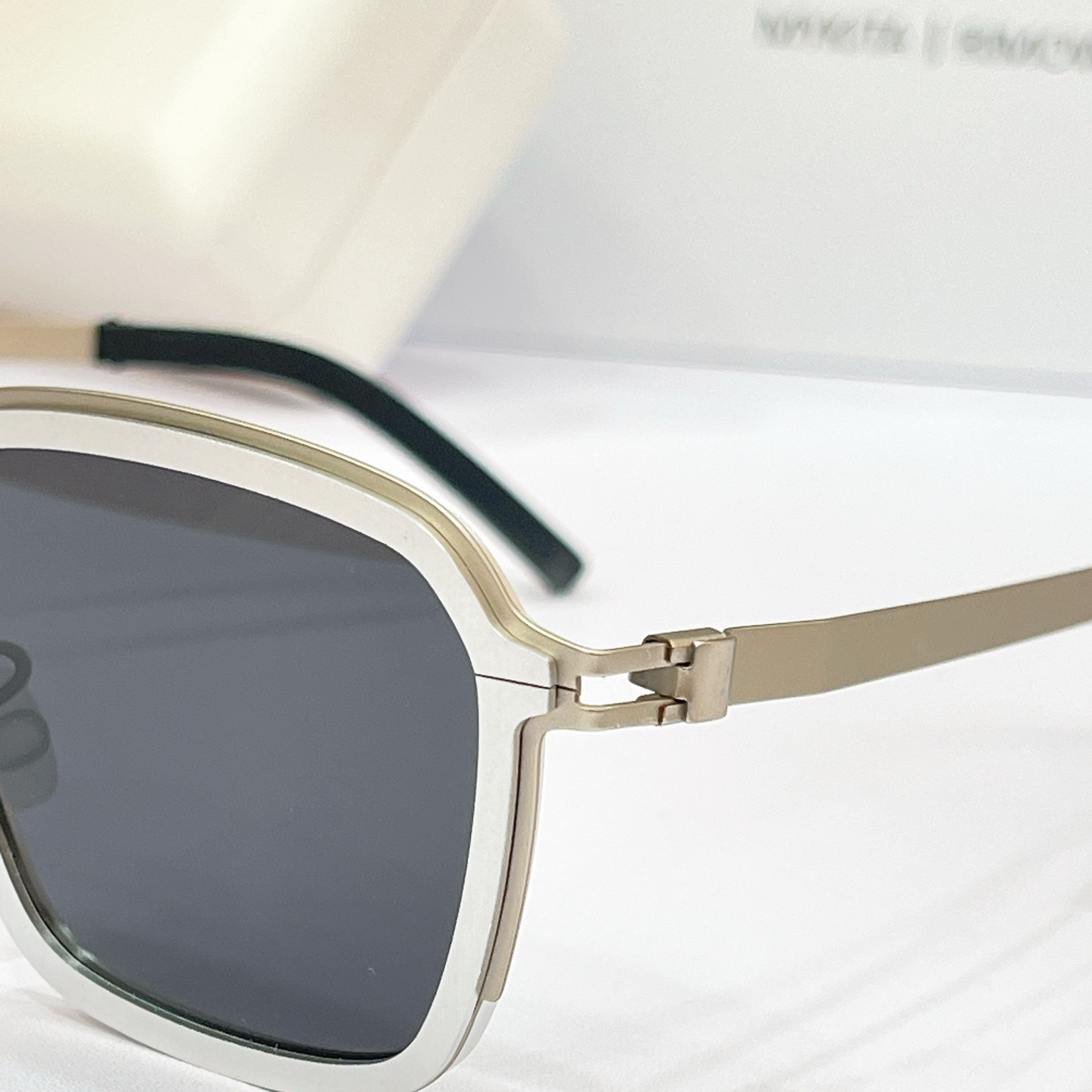 MYKITA⚜️⚜️⚜️MODEL：MR002⚜️⚜️⚜️SIZE: 51口22-140⚜️⚜️⚜️配送