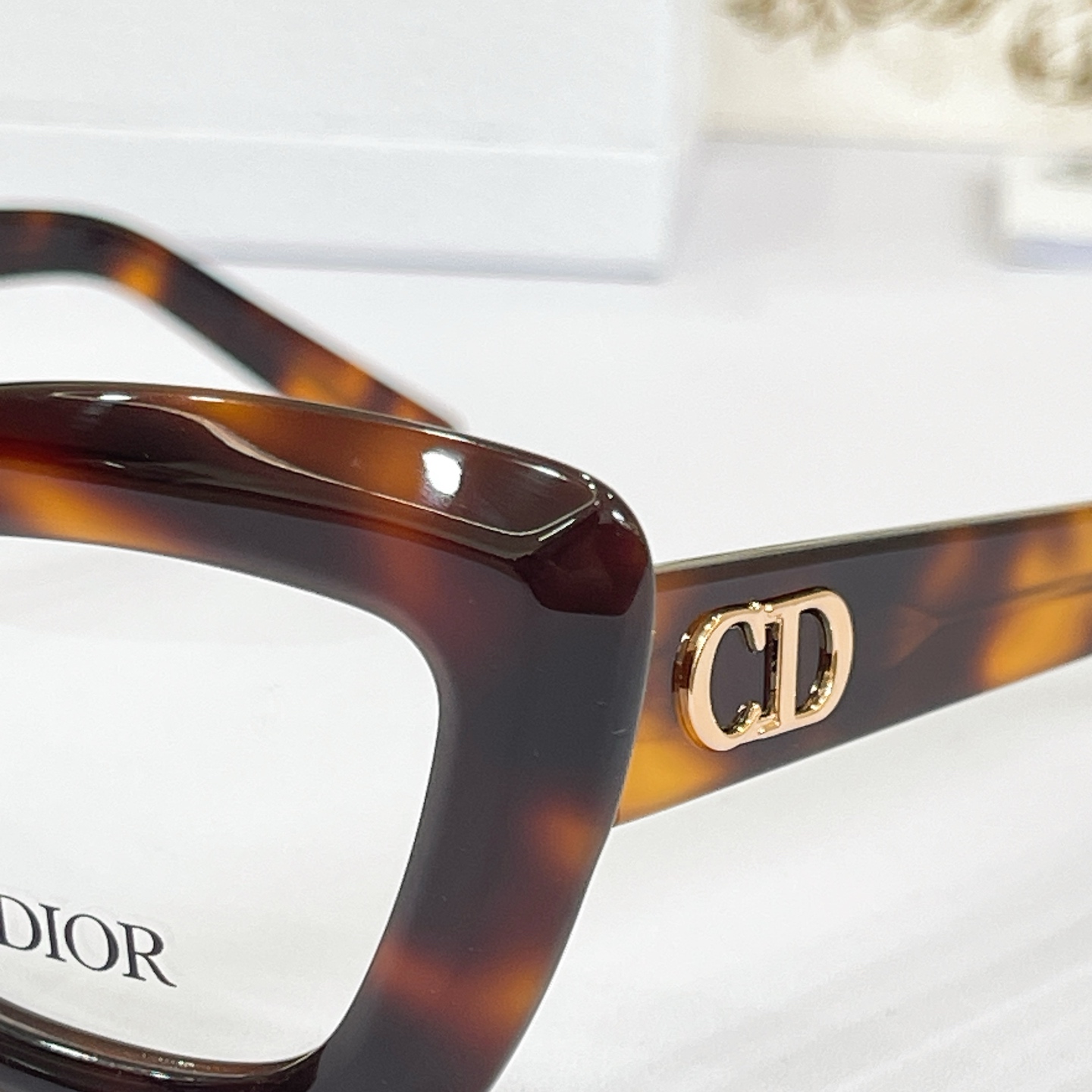 DIO*🌟🌟🌟MODEL：Miss Dior B3I🌟🌟🌟SIZE：52口20-145🌟🌟