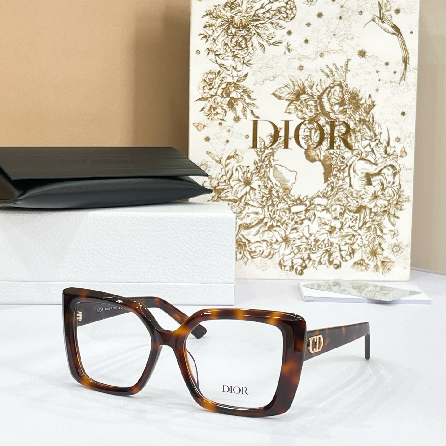 DIO*🌟🌟🌟MODEL：Miss Dior S5I🌟🌟🌟SIZE：54口19-150🌟🌟