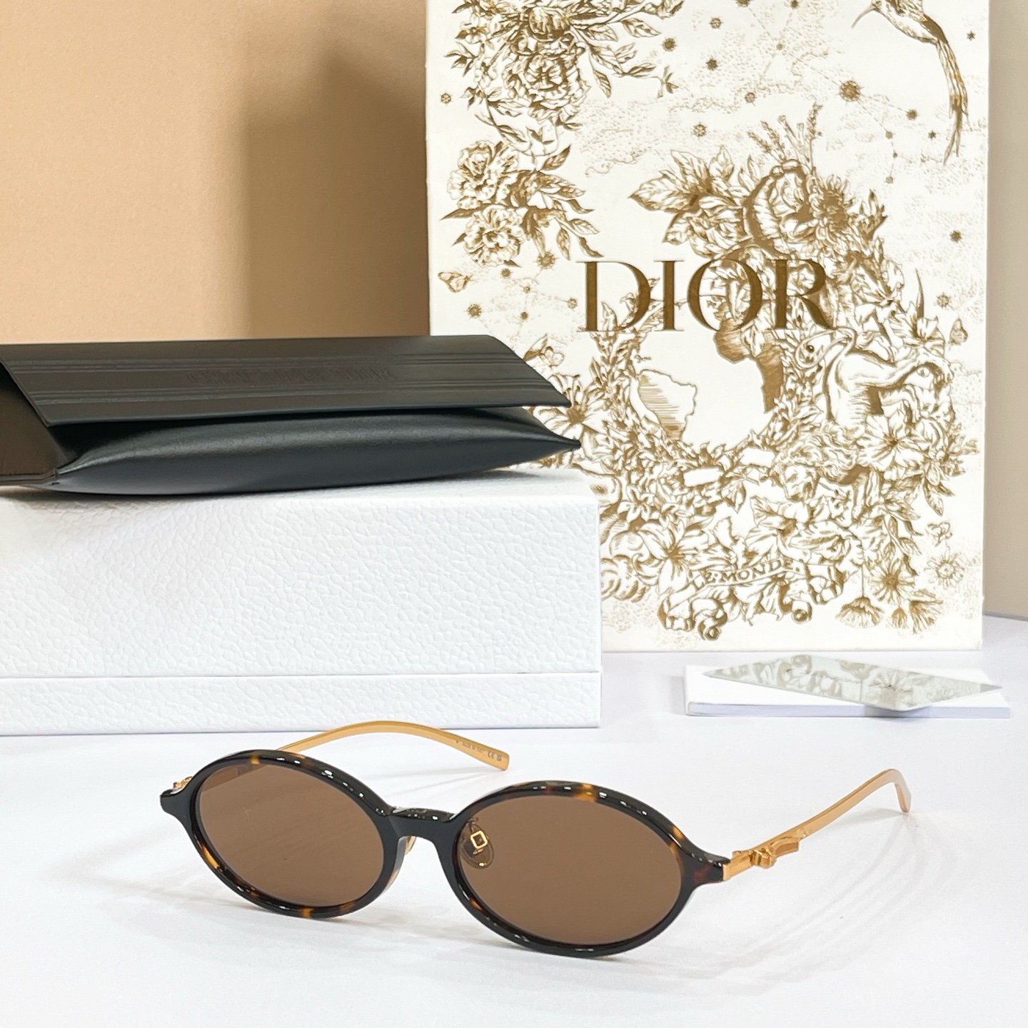 DIO*🌟🌟🌟MODEL：Dior Bow R2F🌟🌟🌟SIZE：53口17-145🌟🌟