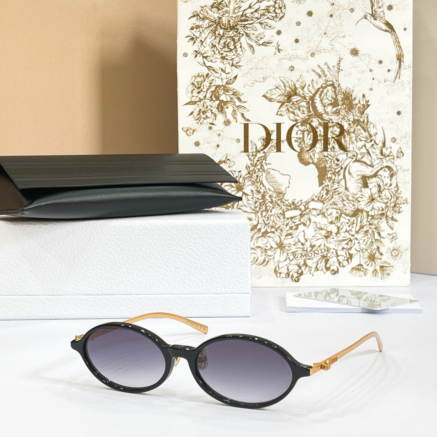 DIO*🌟🌟🌟MODEL：Dior Bow R2F🌟🌟🌟SIZE：53口17-145🌟🌟