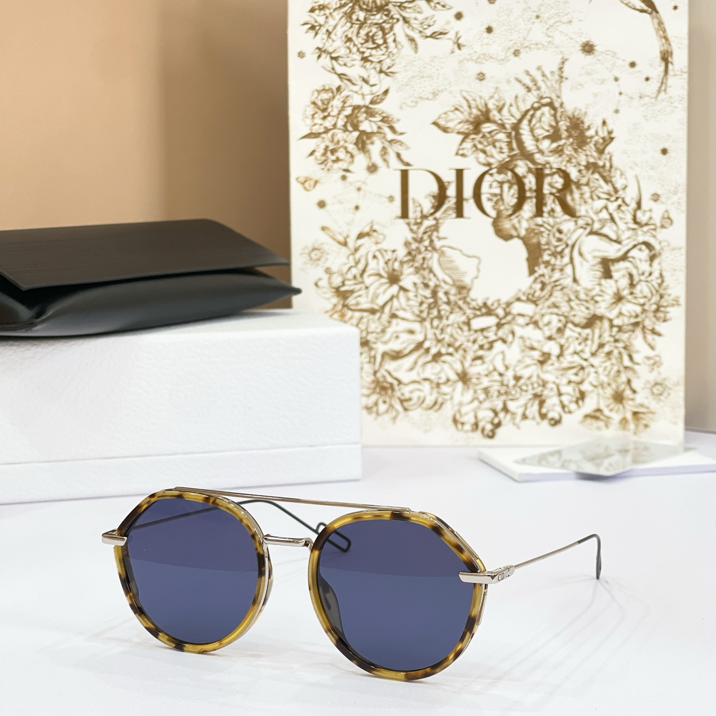 DIO*🌟🌟🌟MODEL：Dior 0219S🌟🌟🌟SIZE：53口19-150🌟🌟