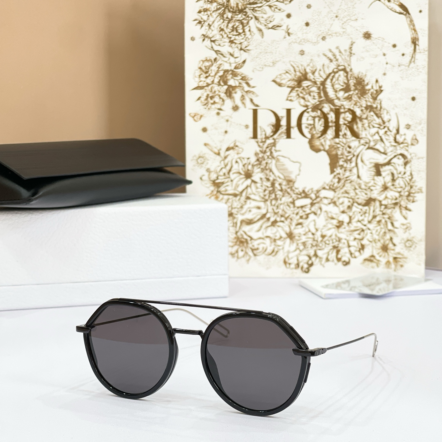DIO*🌟🌟🌟MODEL：Dior 0219S🌟🌟🌟SIZE：53口19-150🌟🌟