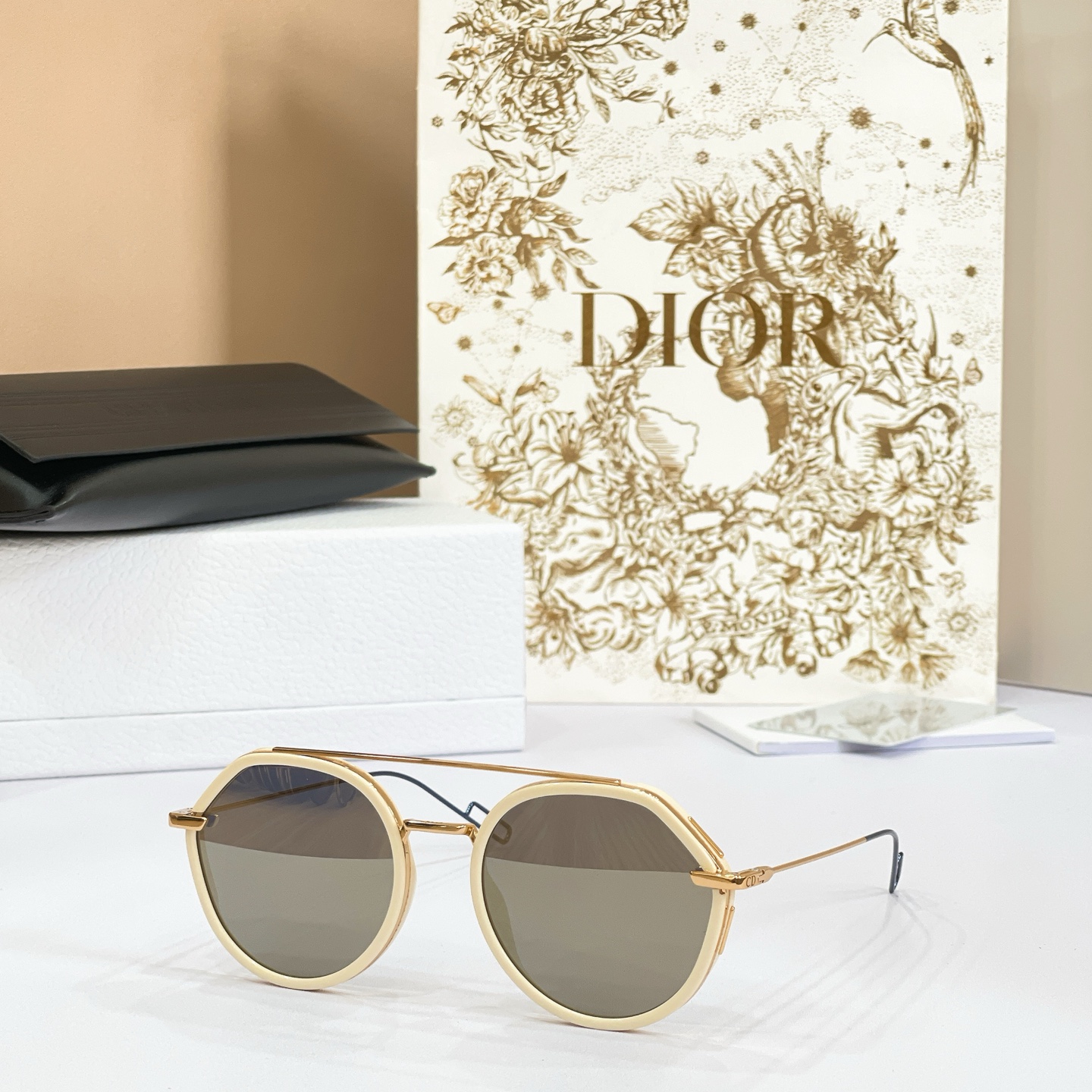 DIO*🌟🌟🌟MODEL：Dior 0219S🌟🌟🌟SIZE：53口19-150🌟🌟