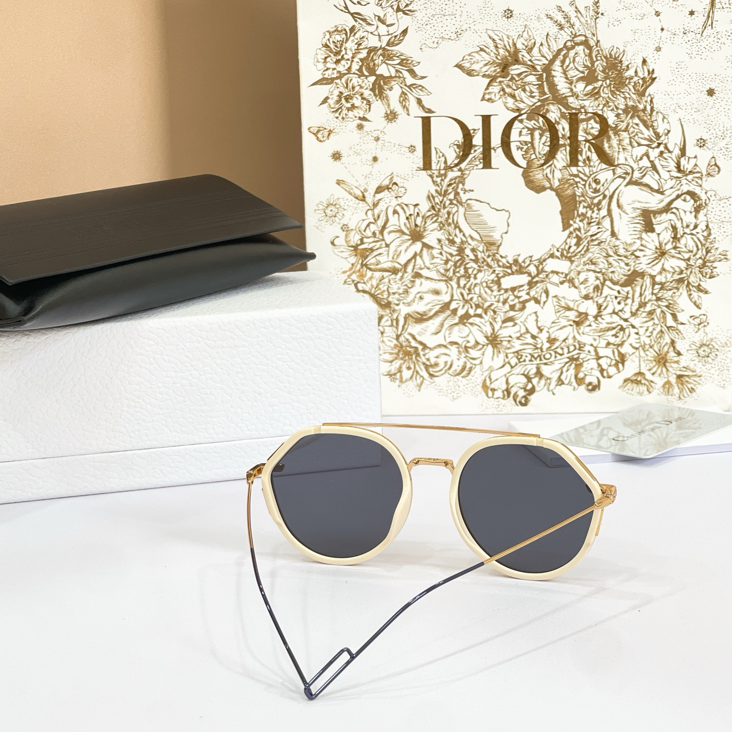 DIO*🌟🌟🌟MODEL：Dior 0219S🌟🌟🌟SIZE：53口19-150🌟🌟