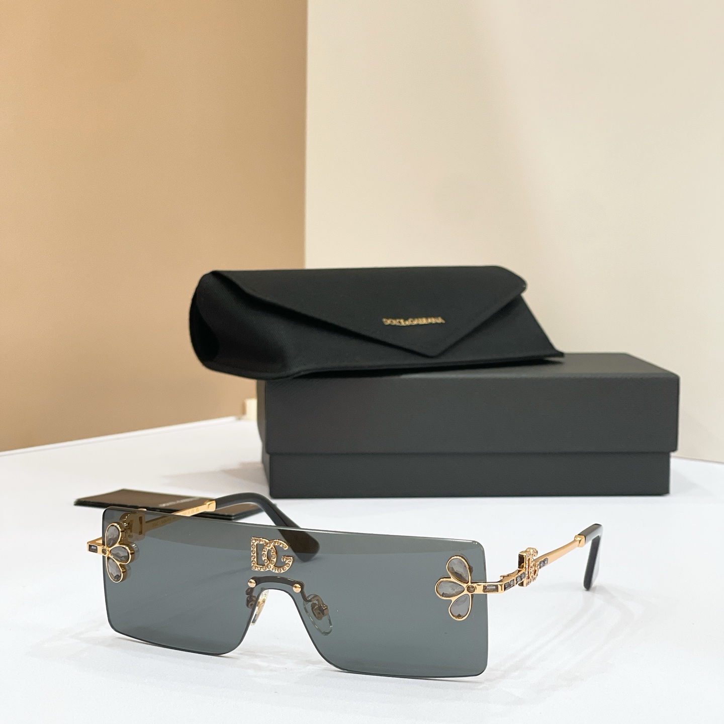 DOLCE & GABBAN*🌟🌟🌟MODEL：DG2208🌟🌟🌟SIZE：133口45-145🌟🌟🌟