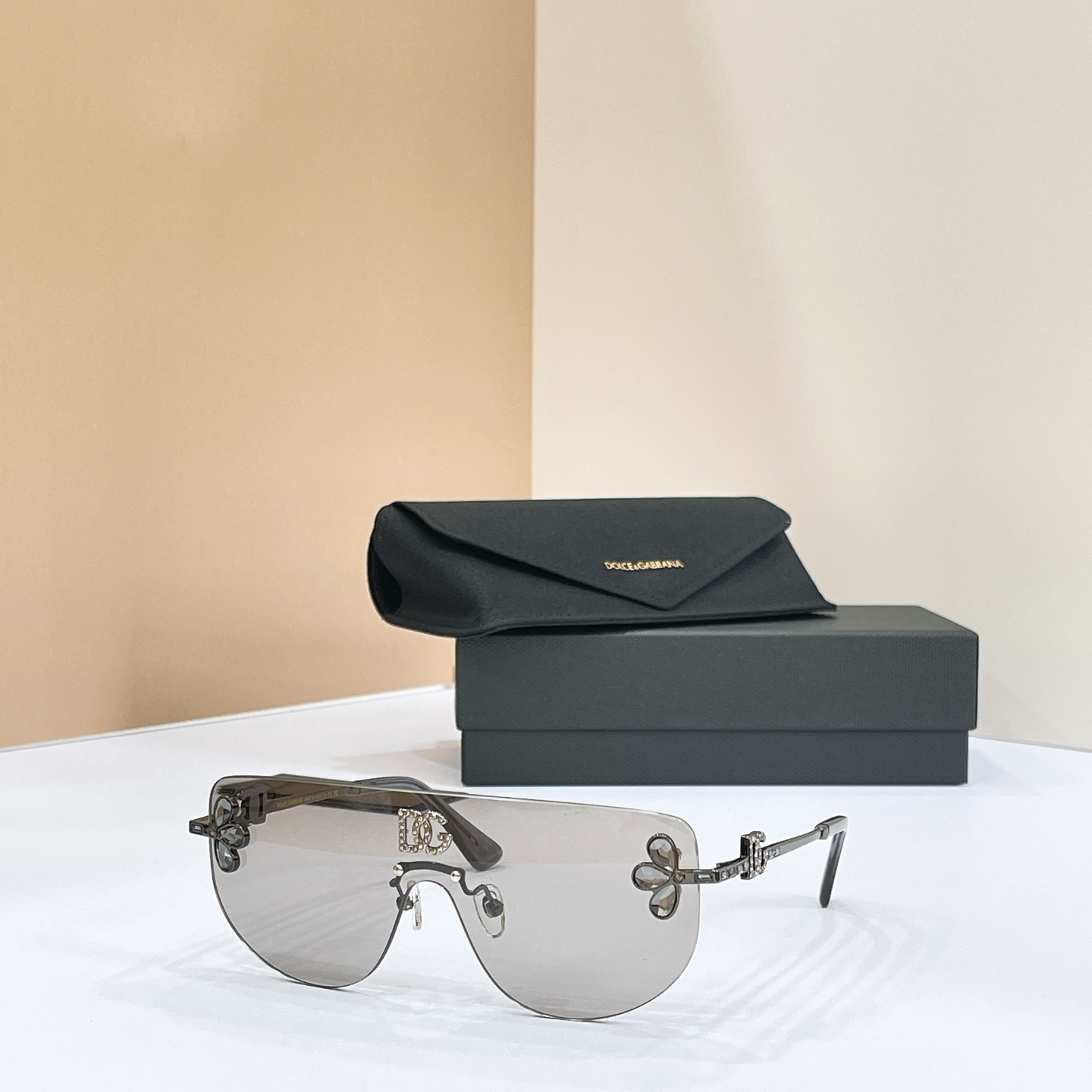 DOLCE & GABBAN*🌟🌟🌟MODEL：DG2207🌟🌟🌟SIZE：133口53-145🌟🌟🌟