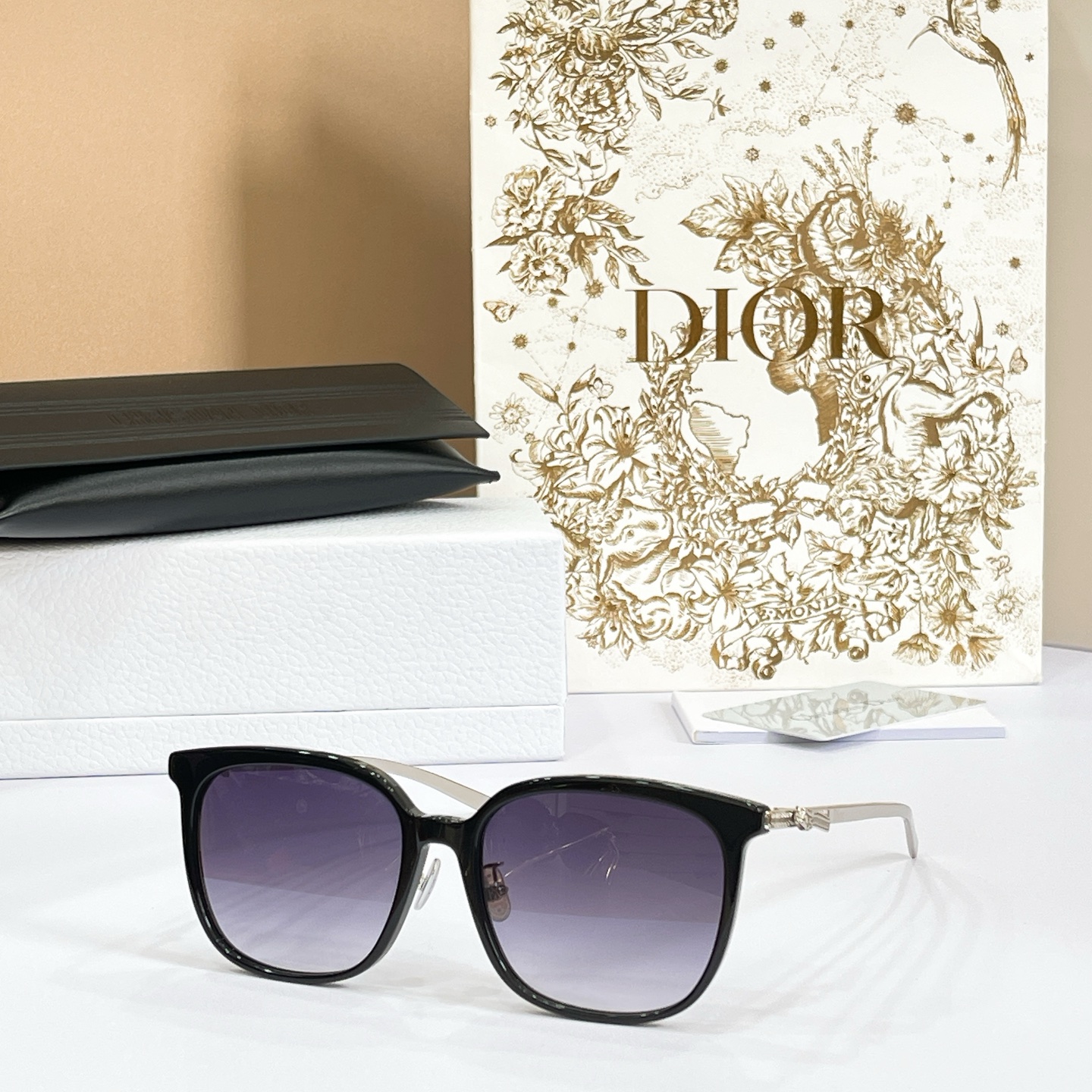 DIO*🌟🌟🌟MODEL：Dior Bow S1F🌟🌟🌟SIZE：57口17-145🌟🌟